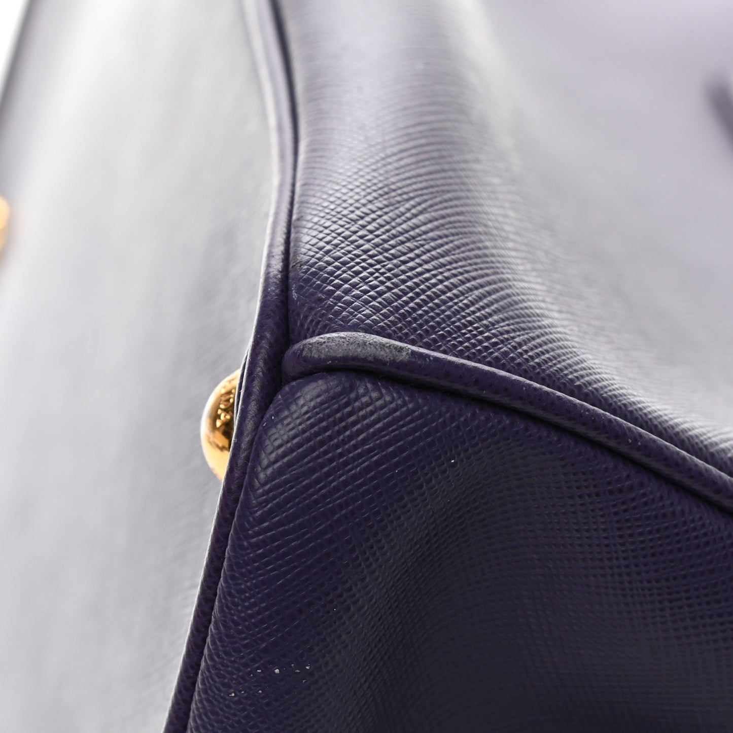 Saffiano Small Galleria Double Zip Tote Uva