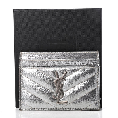 Saint Laurent Metallic Grain De Poudre Matelasse Chevron Monogram Credit Card Case Argento 9 of 9