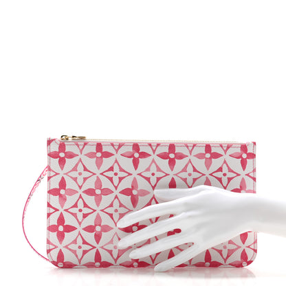Louis Vuitton Monogram Giant By The Pool 2.0 Neverfull MM Pochette Rose 2 of 7