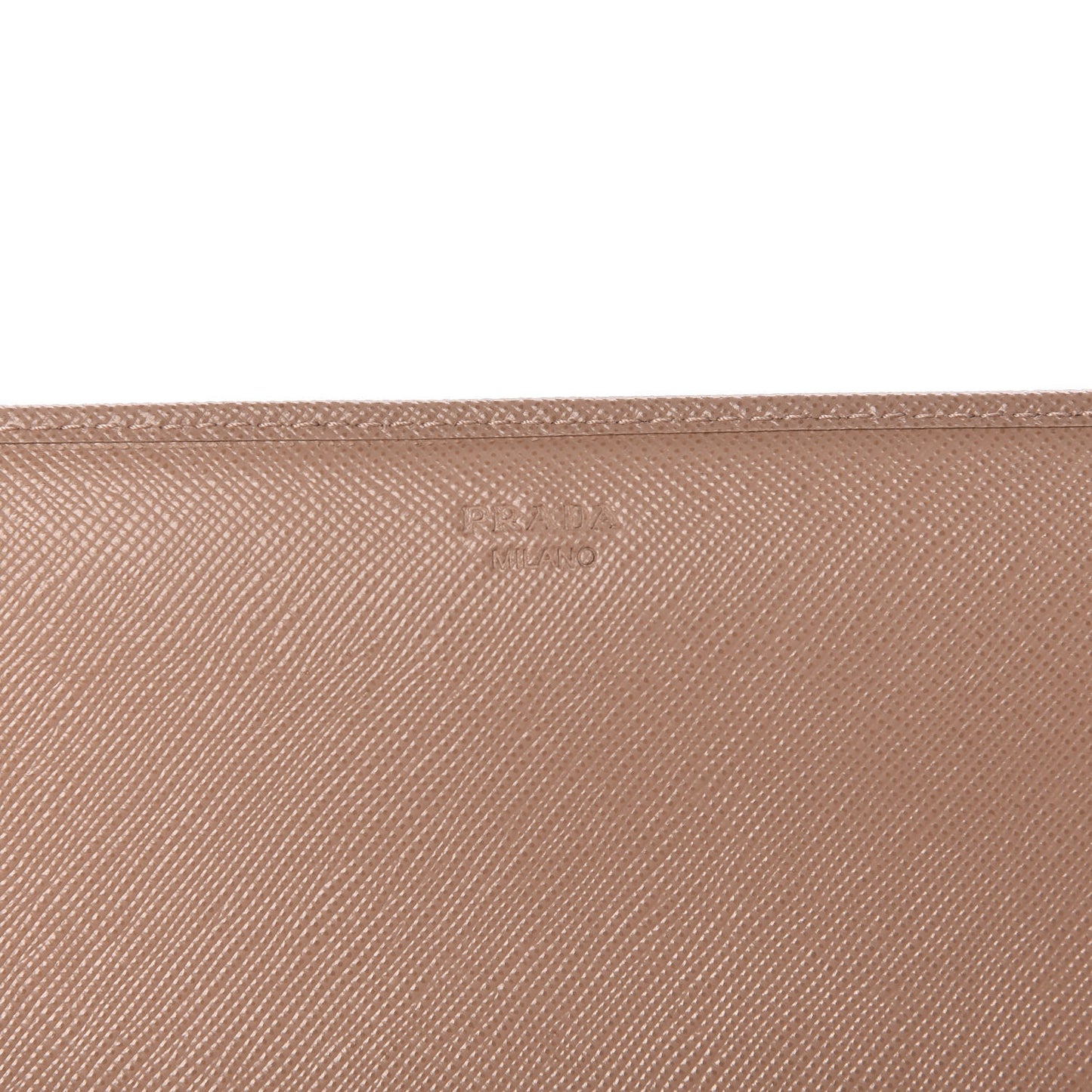 Saffiano Metal Oro Chain Wallet Cammeo