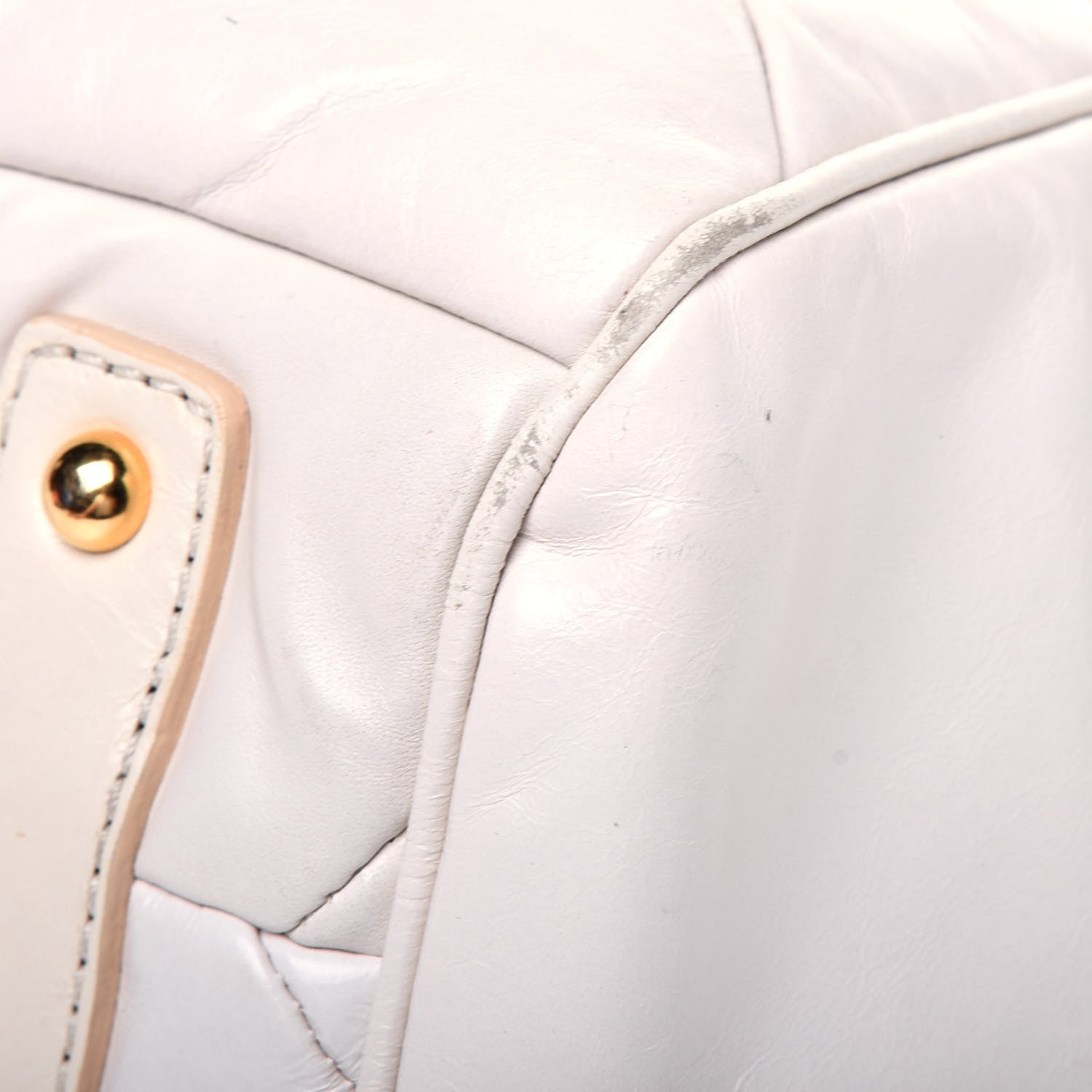 Marc Jacobs Calfskin Quilted Stam White 17 of 37