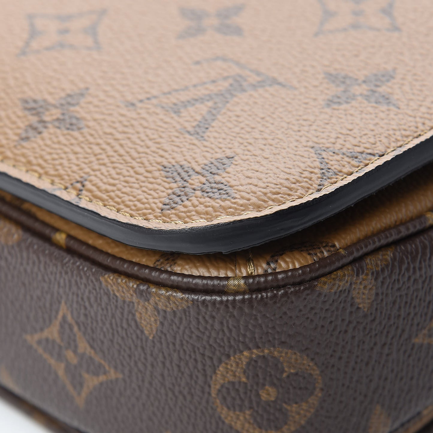 Reverse Monogram Pochette Metis