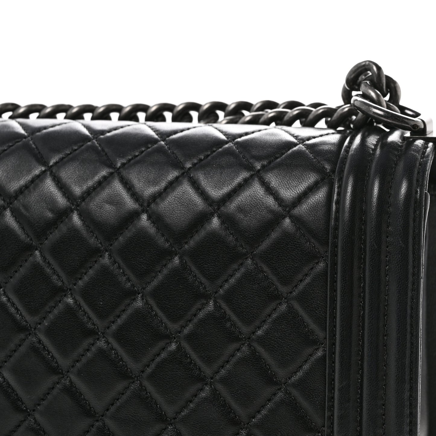 Lambskin Quilted Medium Boy Flap Black