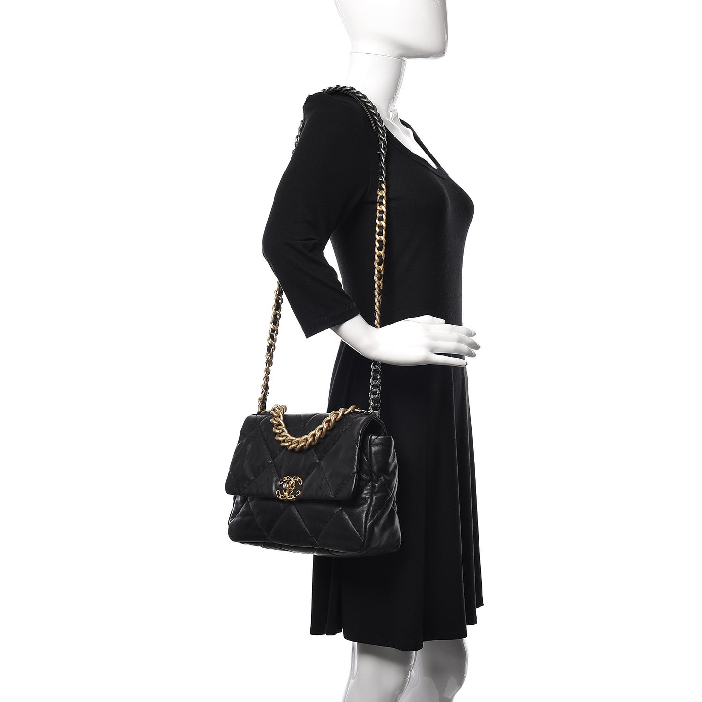 Lambskin Quilted Large 19 Flap Black