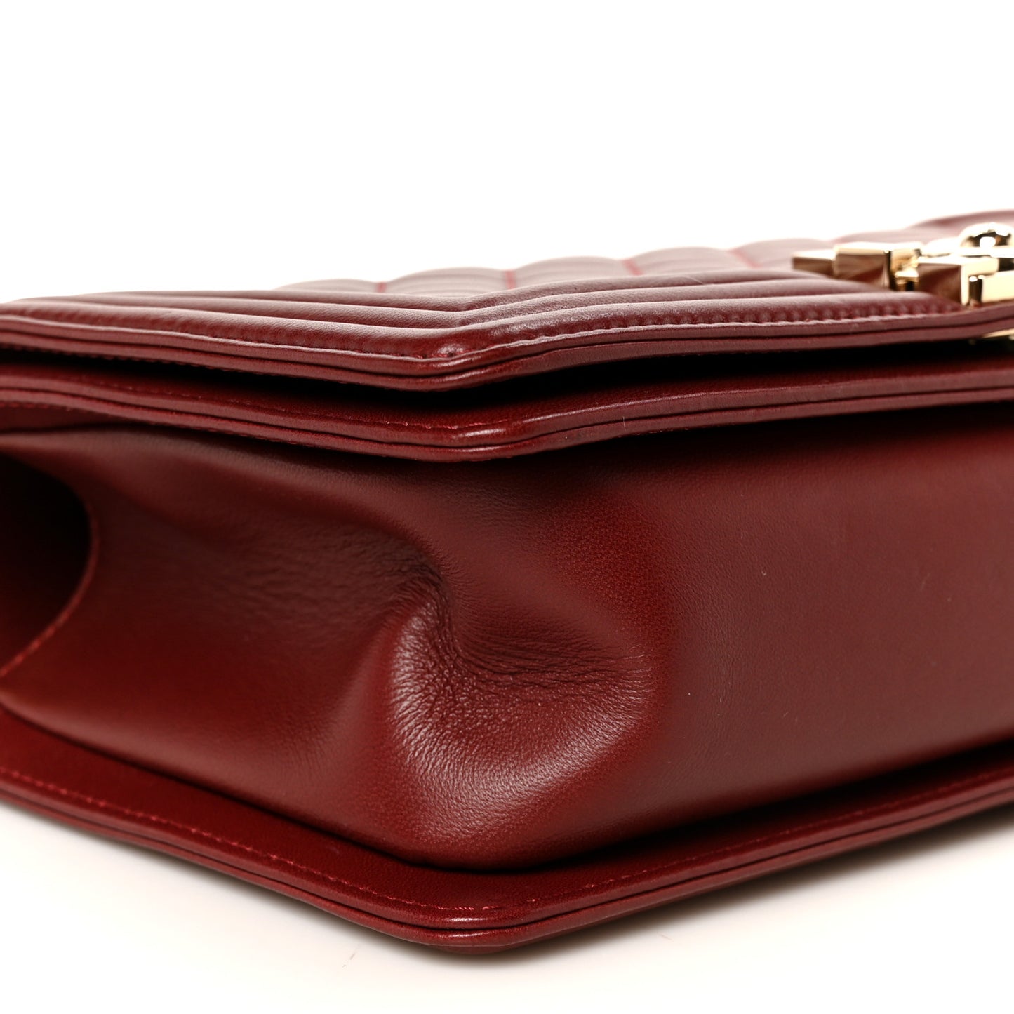 Lambskin Quilted Medium Boy Flap Burgundy