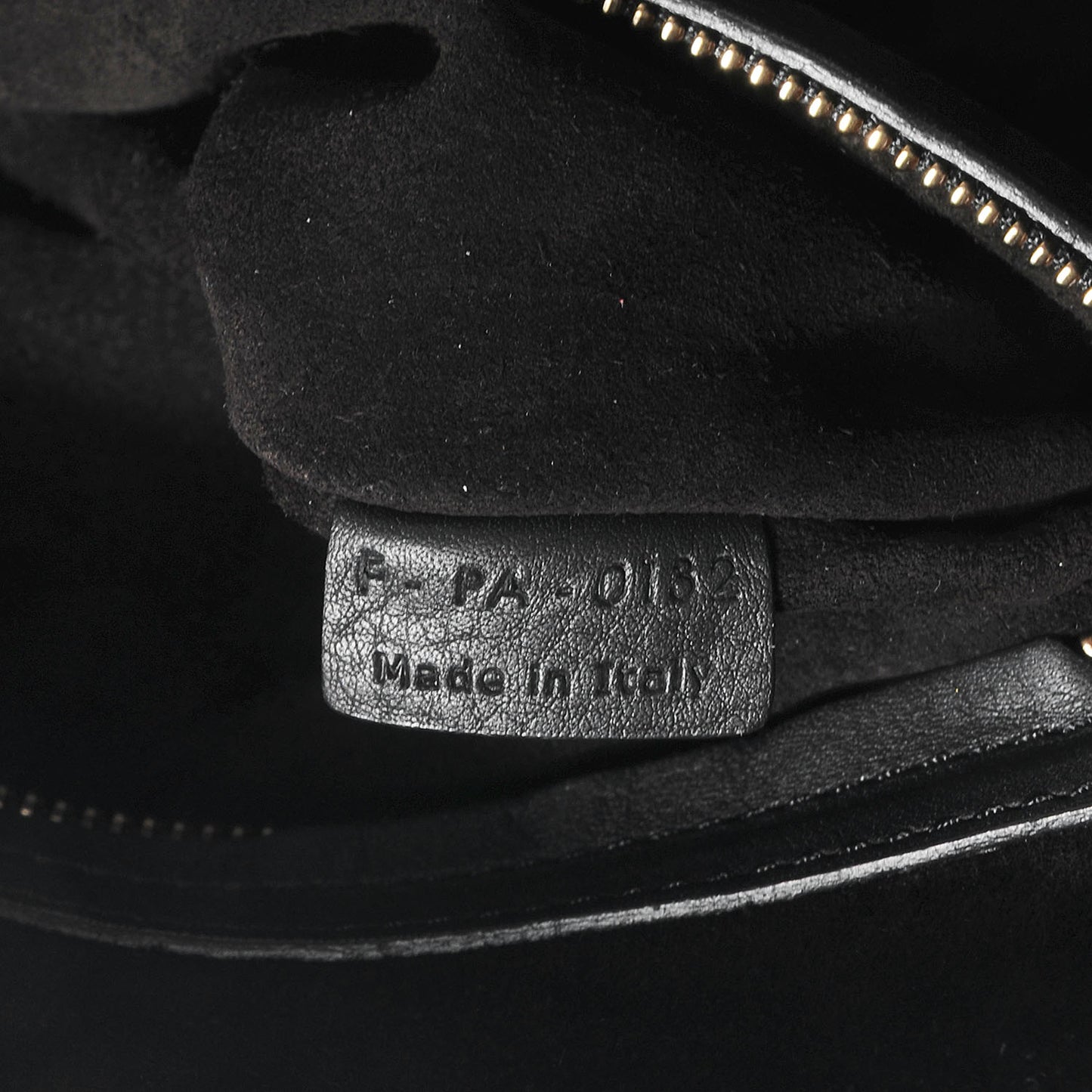 Supple Calfskin Large Phantom Luggage Black
