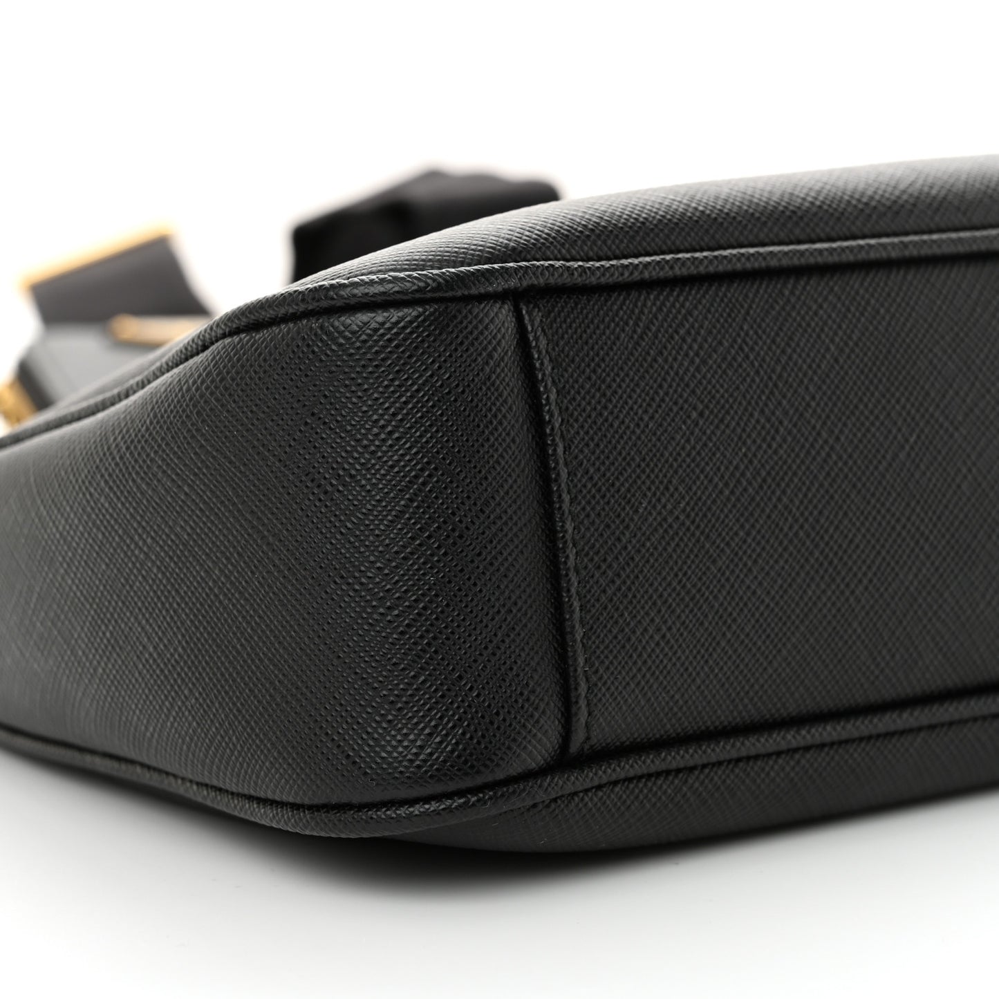 Saffiano Lux Re-Edition 2005 Shoulder Bag Black