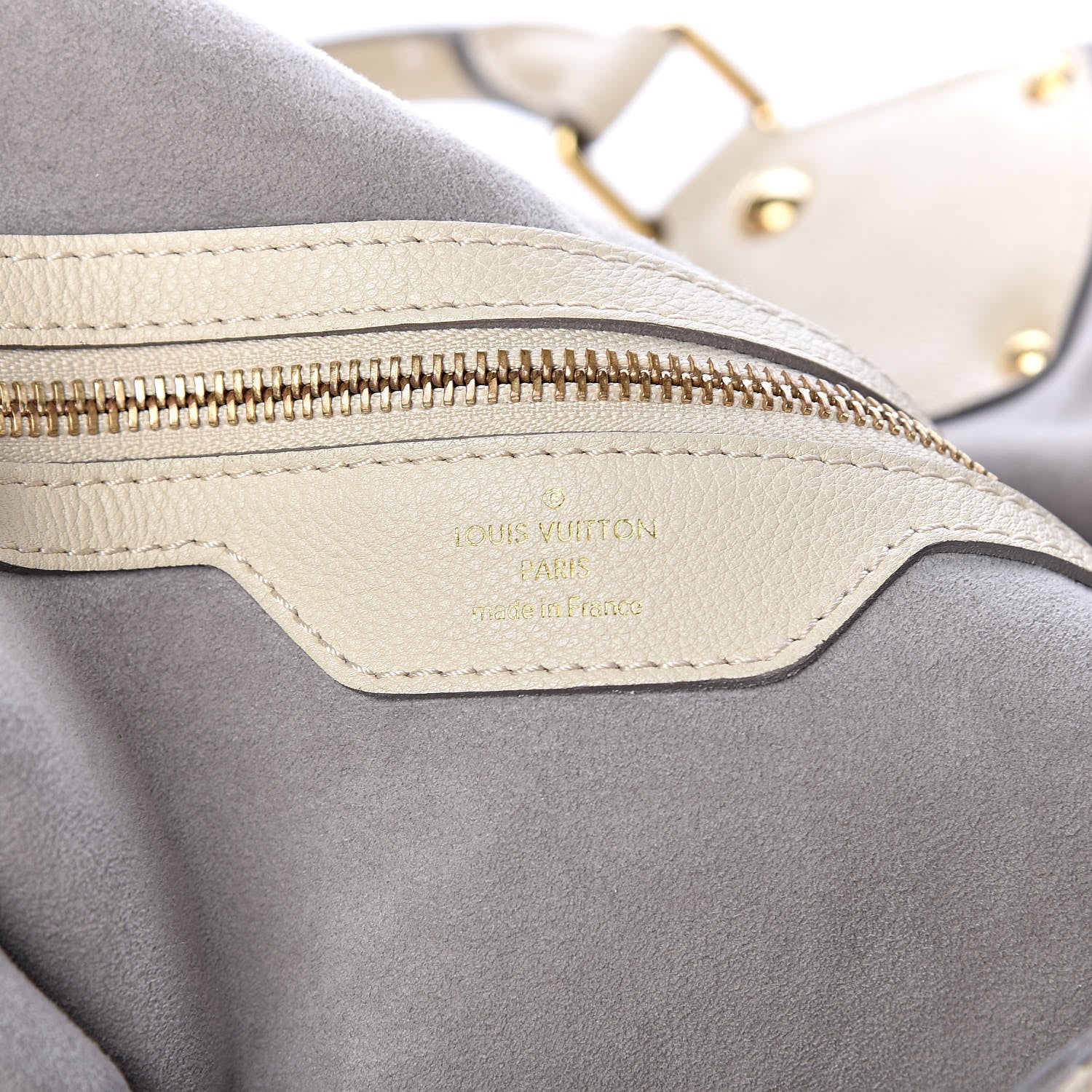 Louis Vuitton Mahina XL Ivory 6 of 10