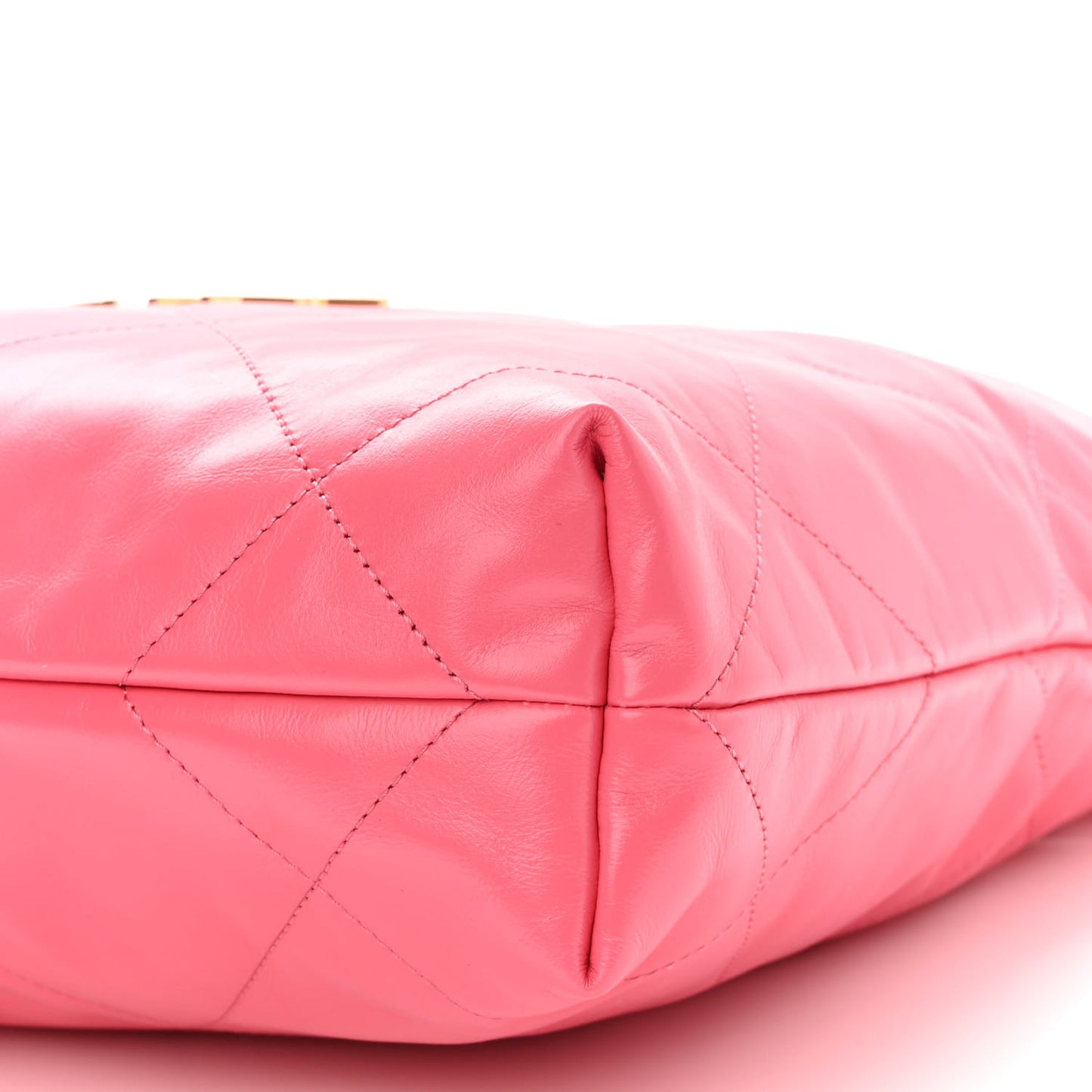 Shiny Calfskin Quilted Small Chanel 22 Coral Pink