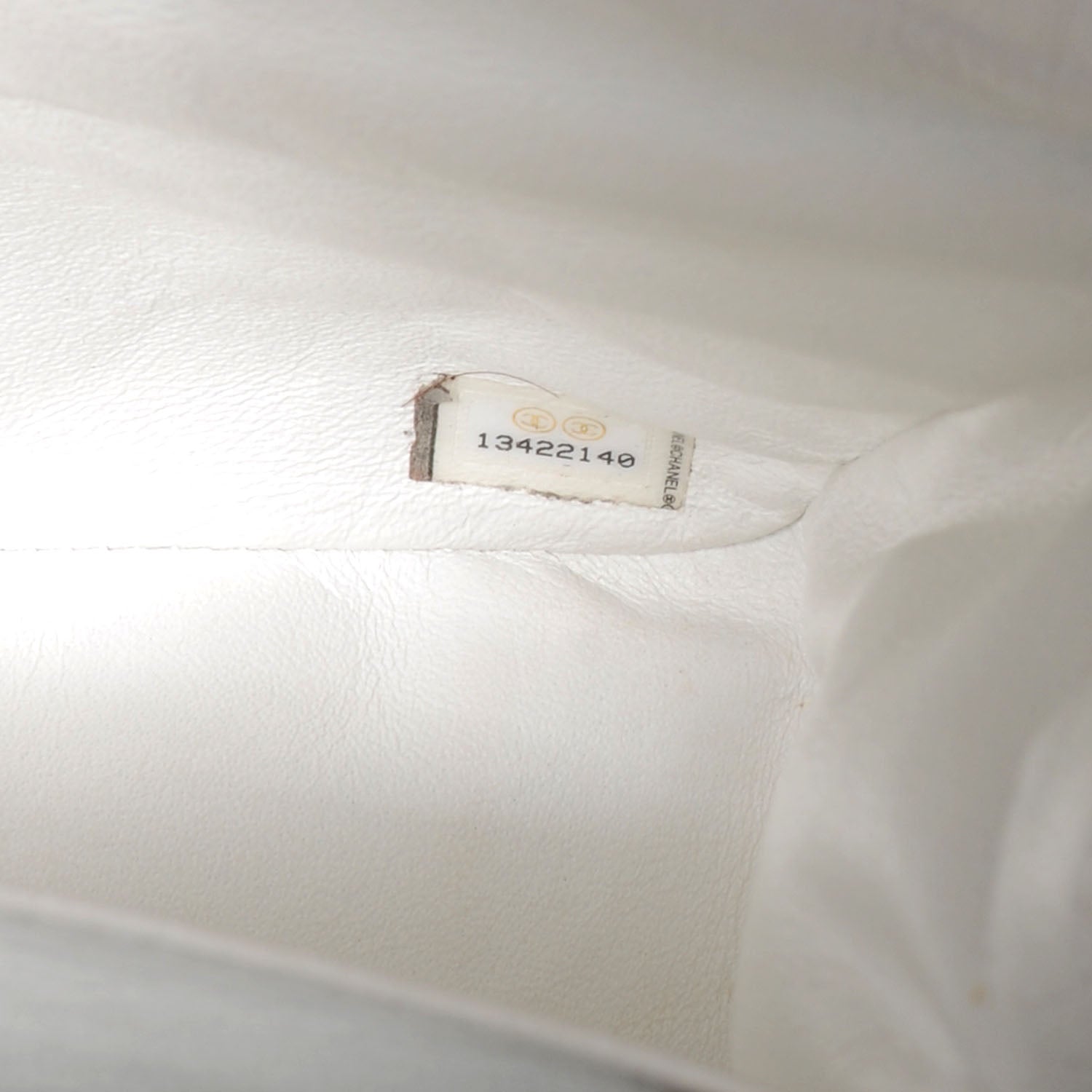 Chanel Caviar Maxi Single Flap White 7 of 8