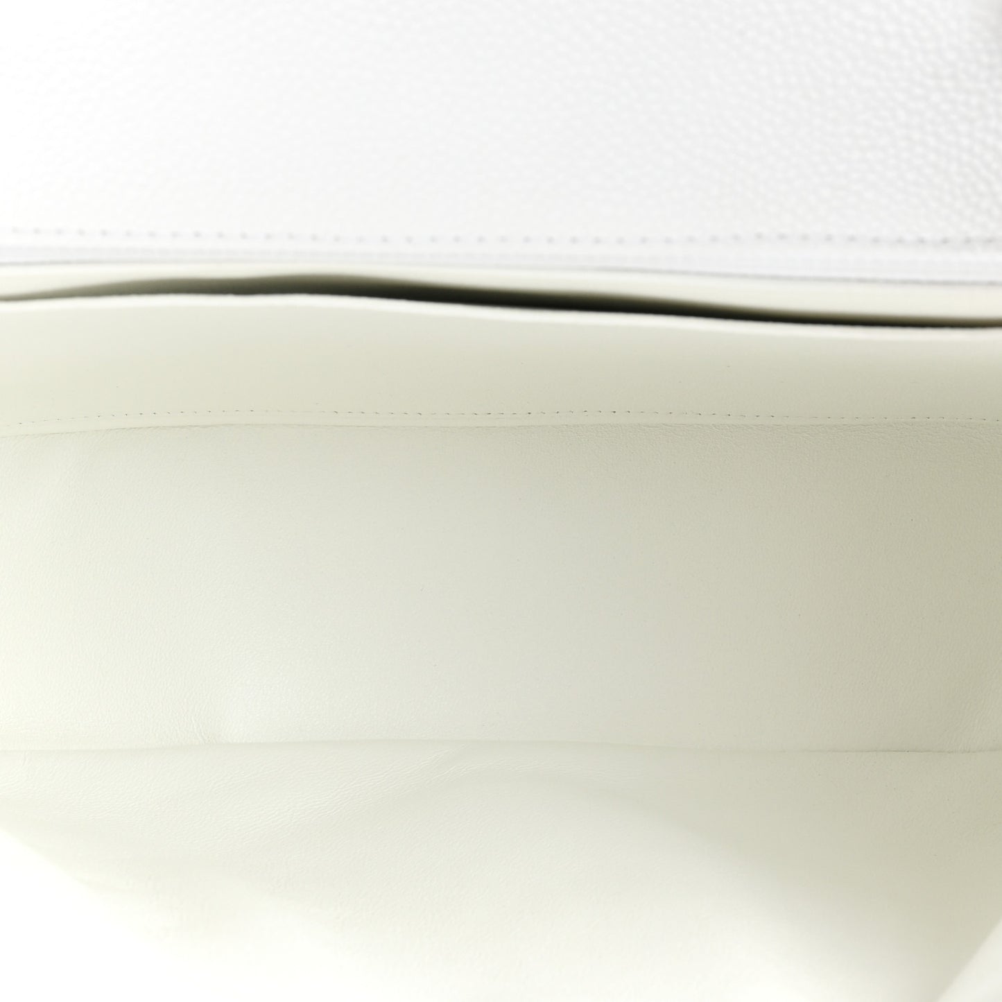 Caviar Quilted Jumbo Single Flap White