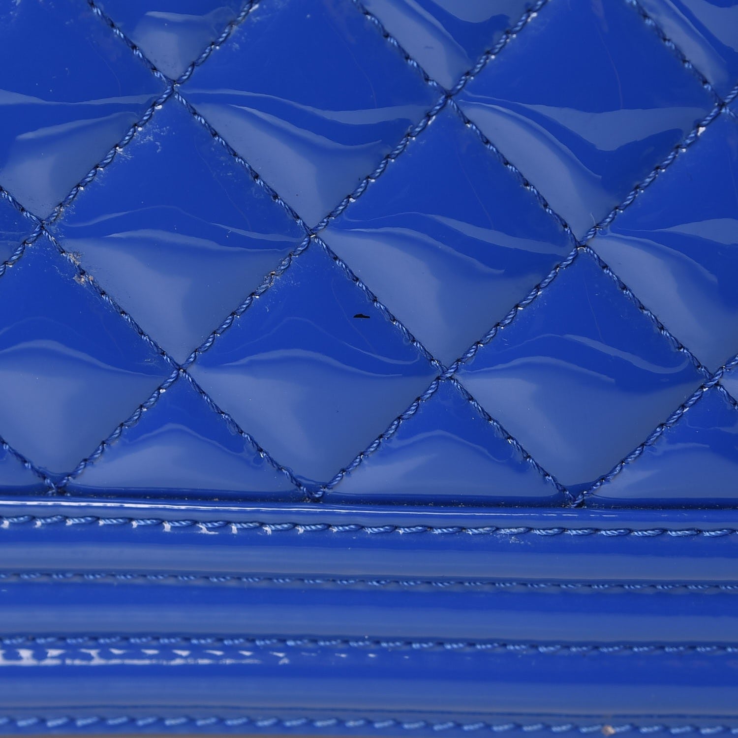 Chanel Patent Calfskin Quilted New Medium Plexiglass Boy Flap Blue 8 of 8