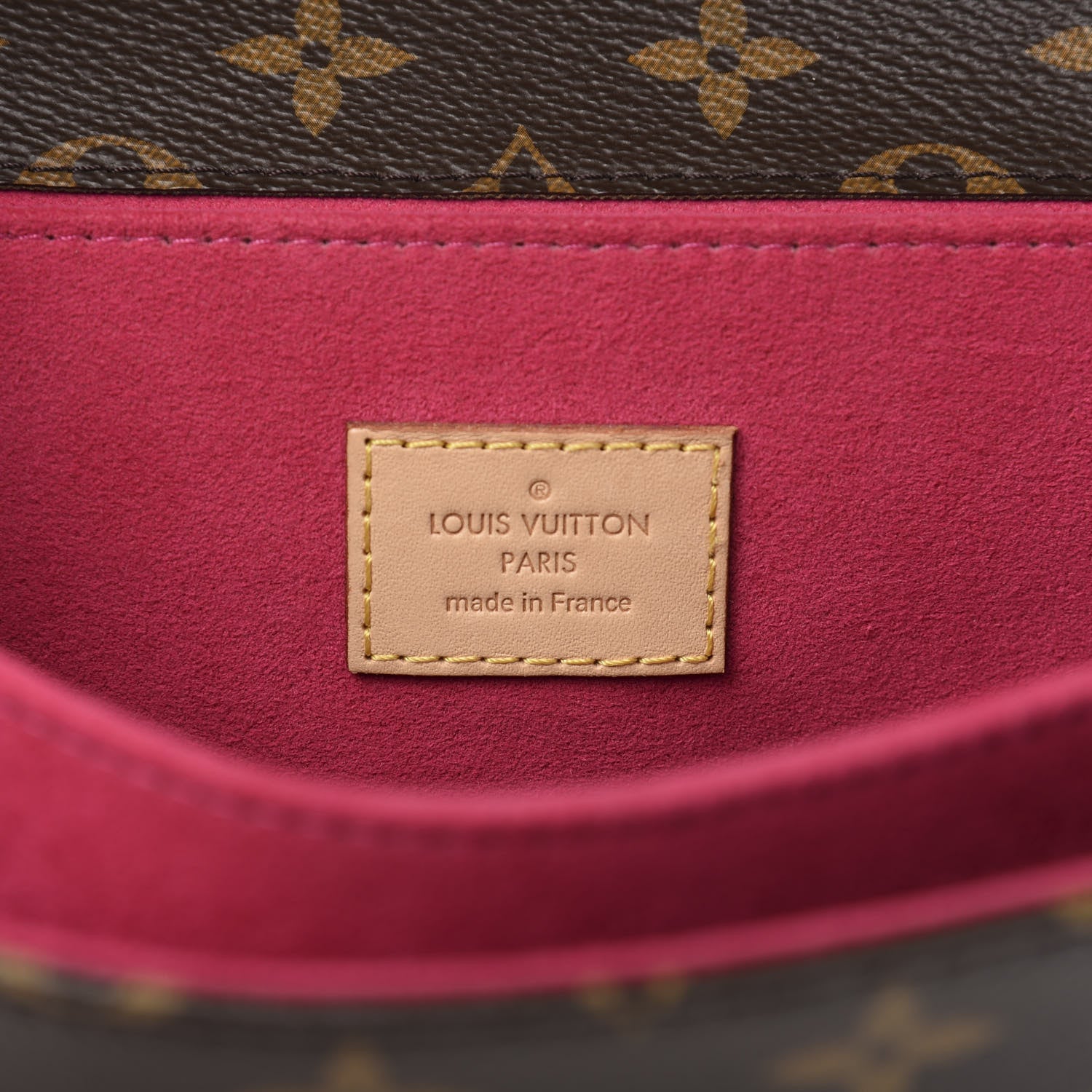Louis Vuitton Monogram Patches Pochette Metis 6 of 11