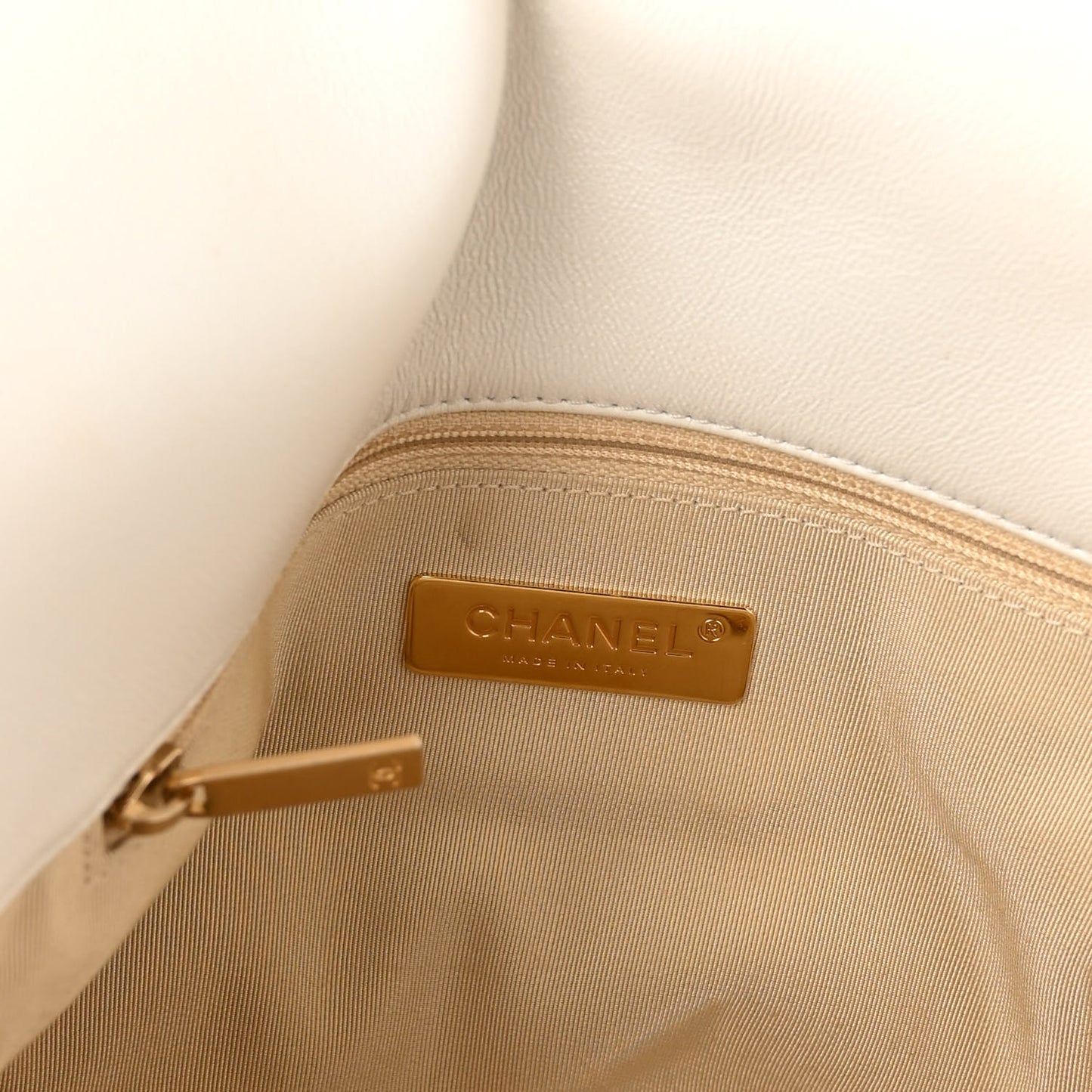 Lambskin Quilted Large Chanel 19 Flap White