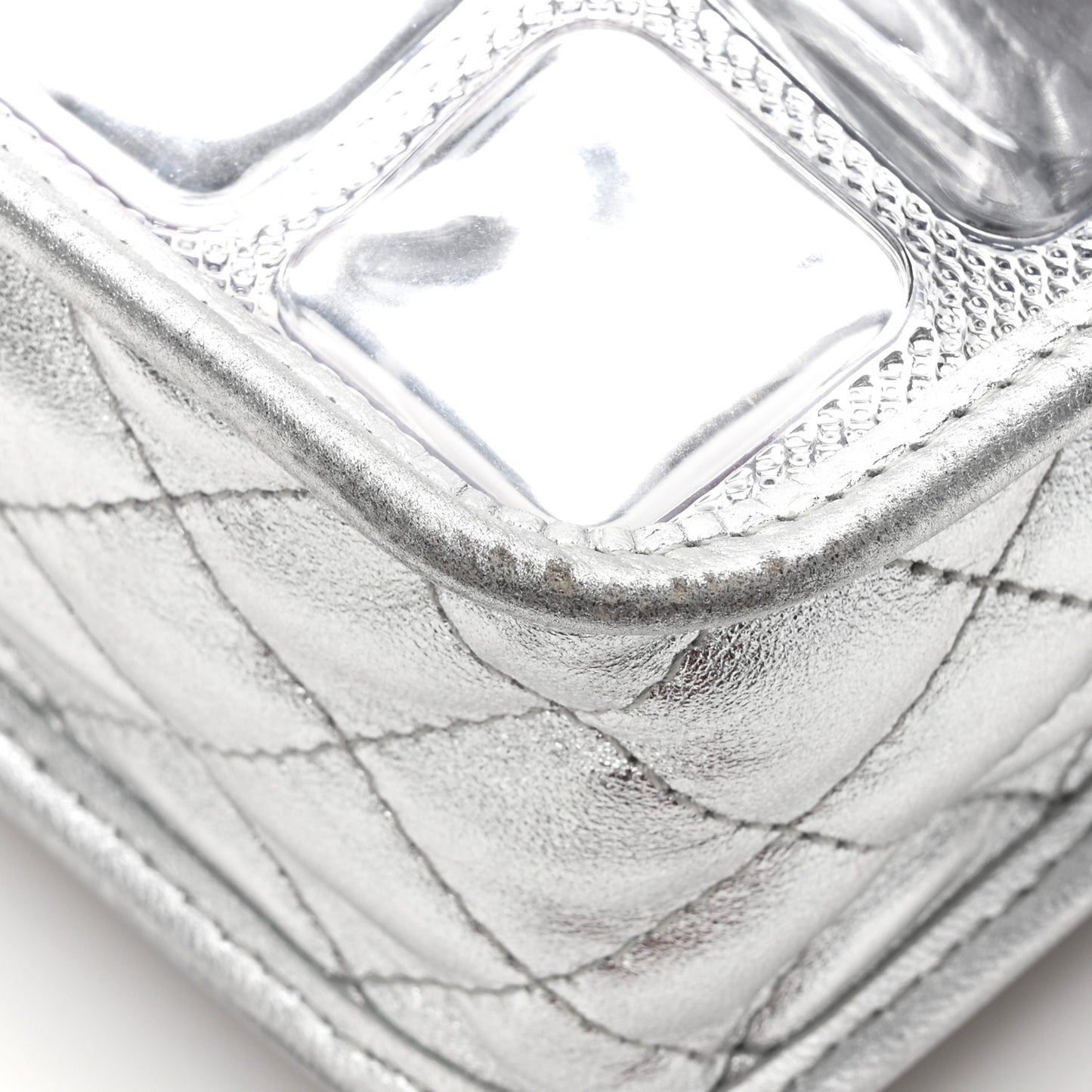 Vinyl Large Ice Cube Flap Silver