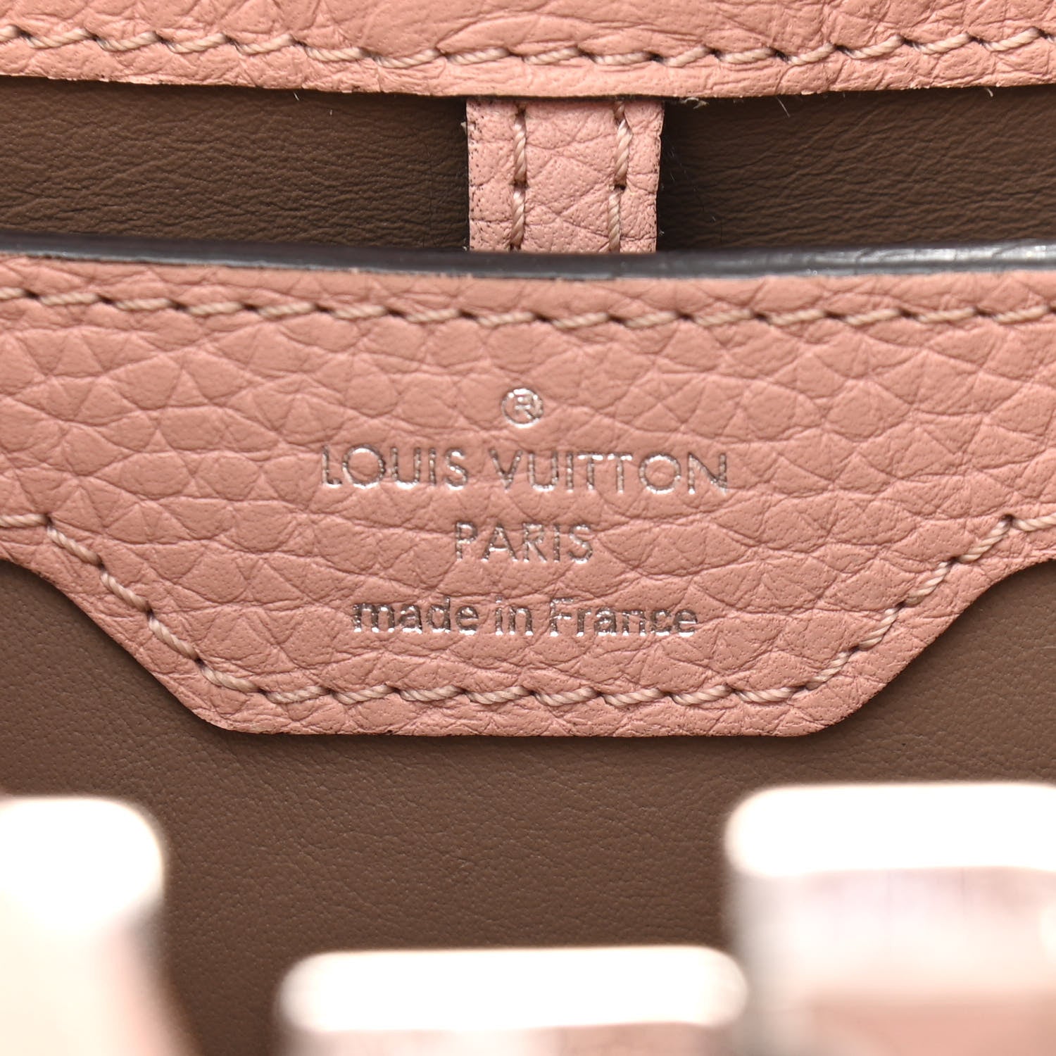 Louis Vuitton Taurillon Capucines PM Magnolia 6 of 12