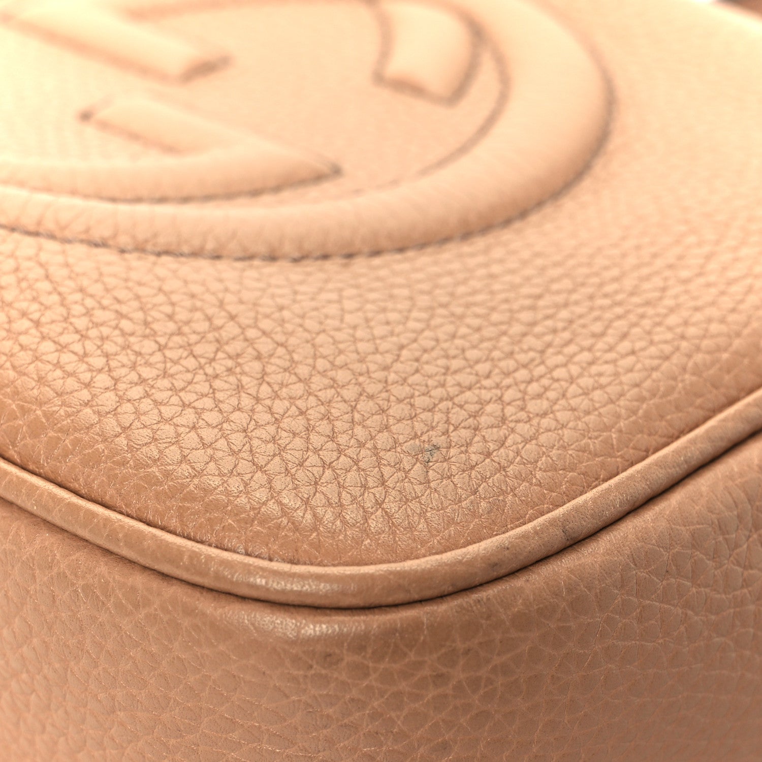 Gucci Pebbled Calfskin Small Soho Disco Bag Camelia 12 of 12