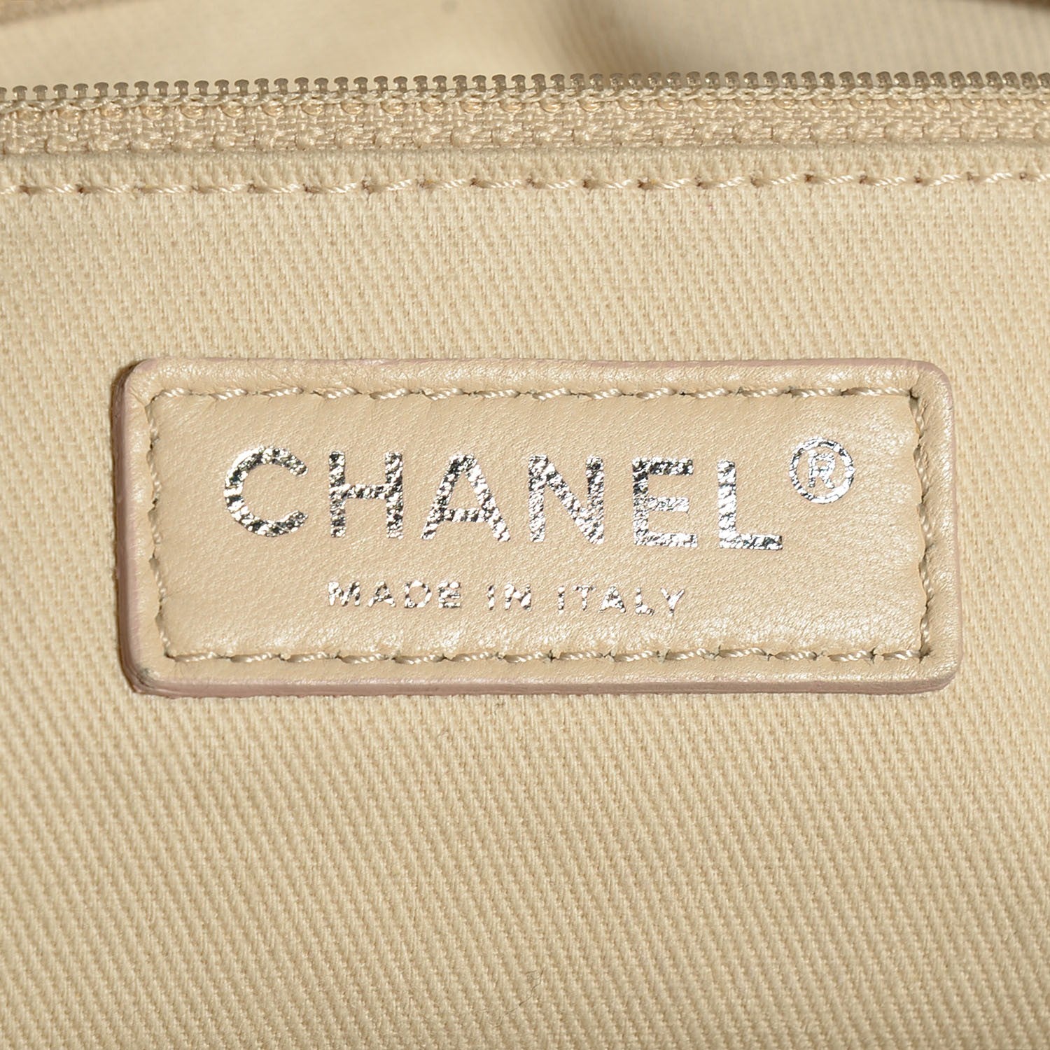 Chanel Calfskin Small Diamond Stitch Tote White 6 of 7