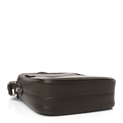 Louis Vuitton Taiga Dimitri Grizzli 4 of 8