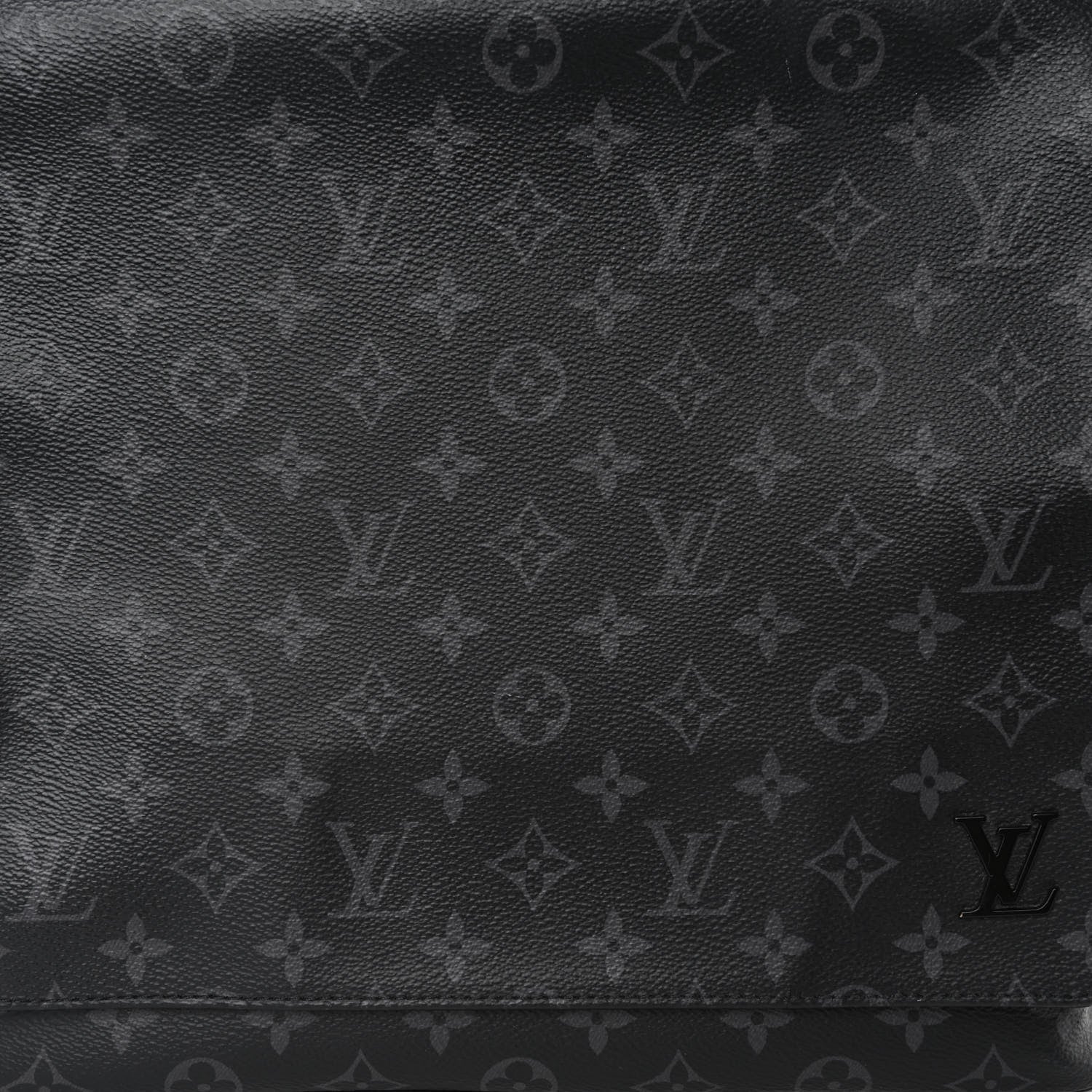 Louis Vuitton Monogram Eclipse District MM 7 of 9