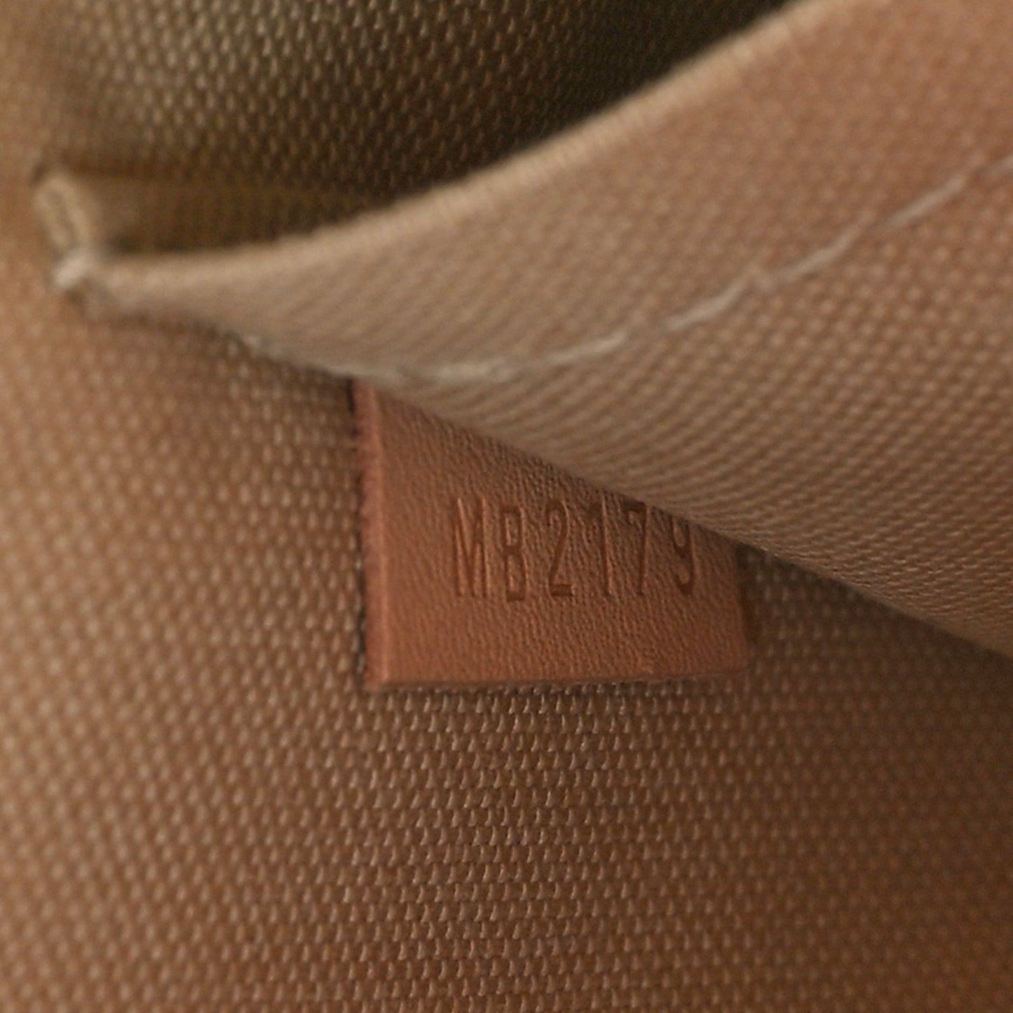 Damier Azur Pochette Accessories NM