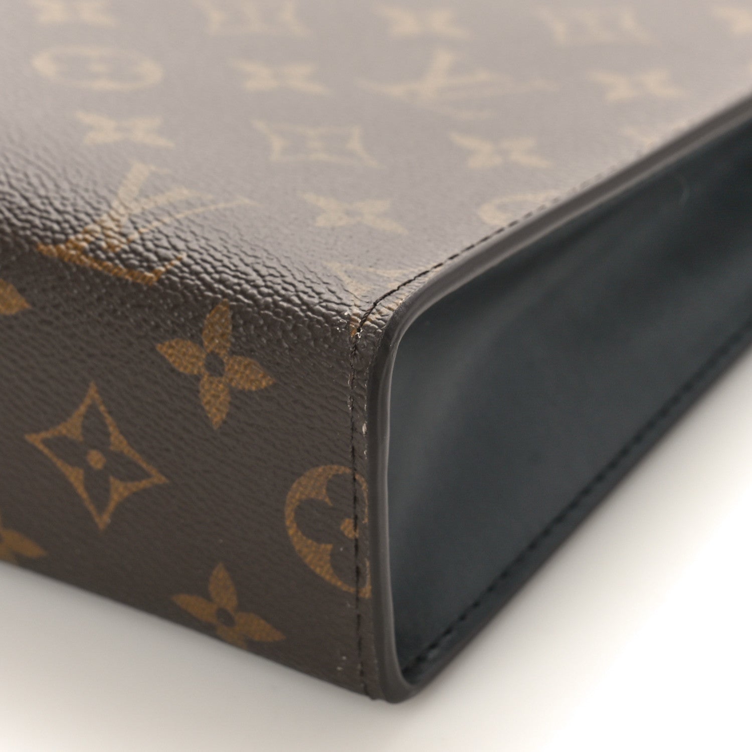 Louis Vuitton Monogram Poche Toilette NM 8 of 8