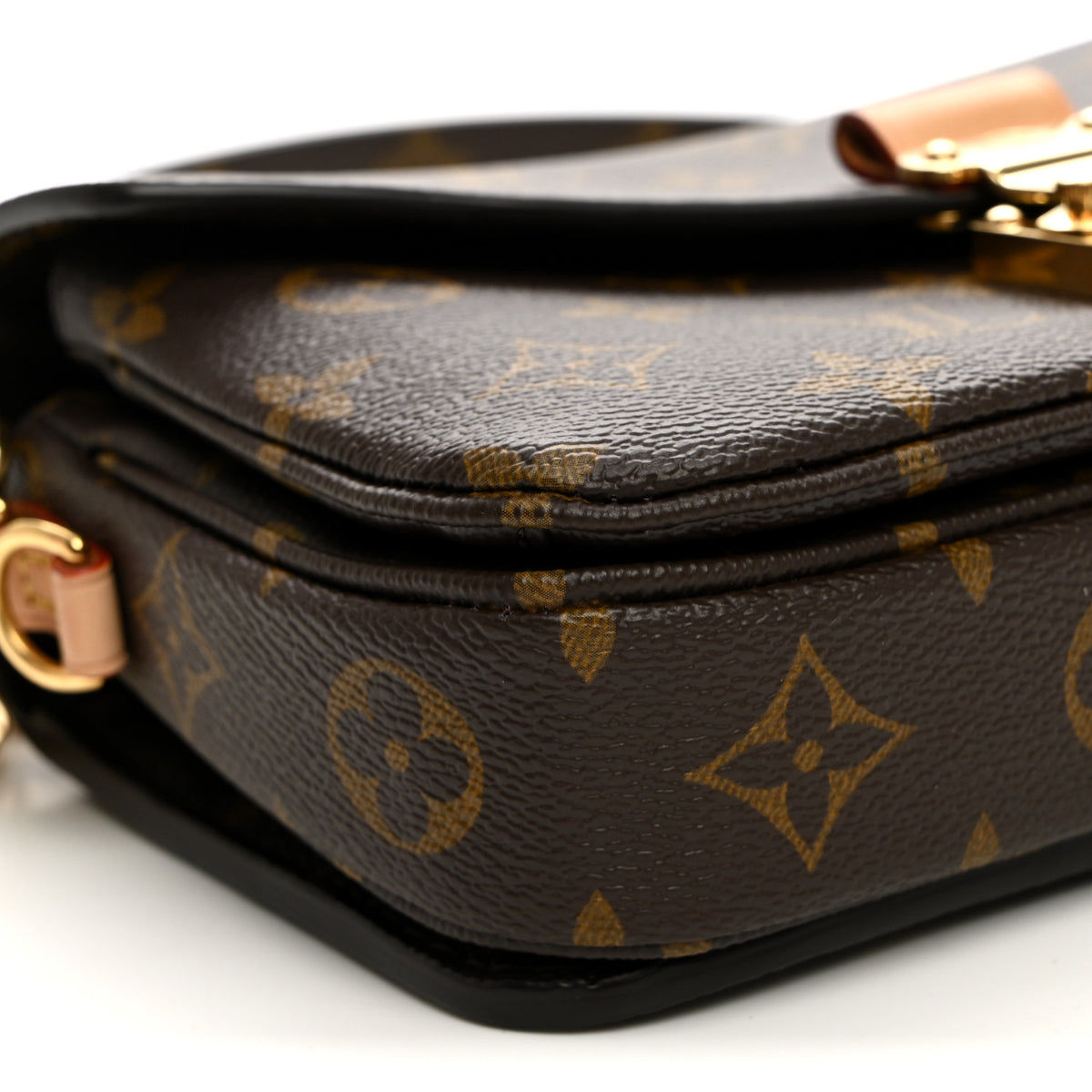 Monogram Pochette Metis East West