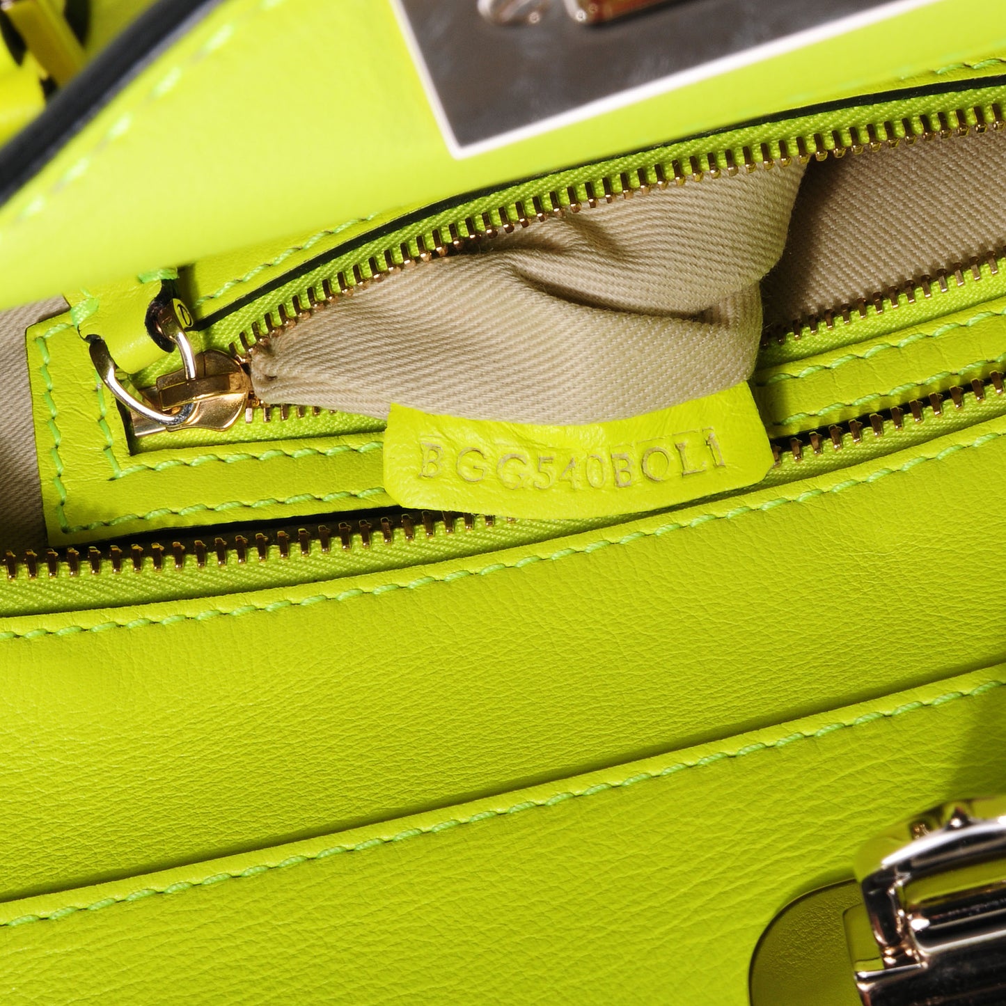 Vitello Small Rockstud Double Handle Tote Yellow Fluo