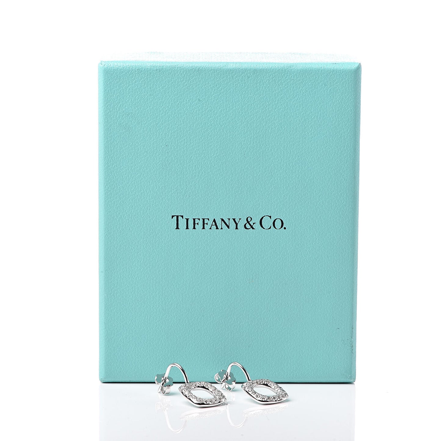 18K White Gold Diamond Cushion Drop Earrings