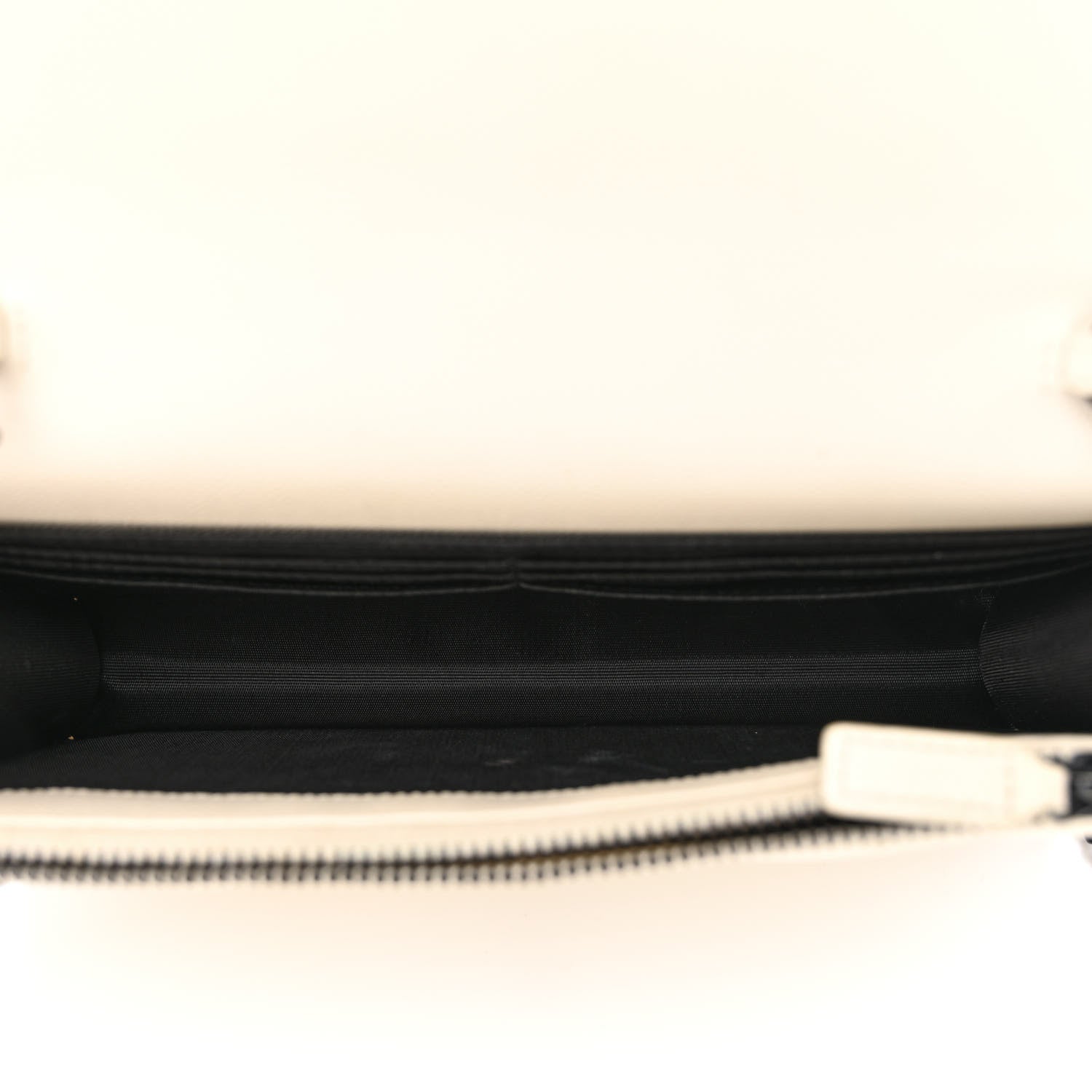 Saint Laurent Grain De Poudre Matelasse Chevron Monogram Envelope Chain Wallet Dove White 5 of 18