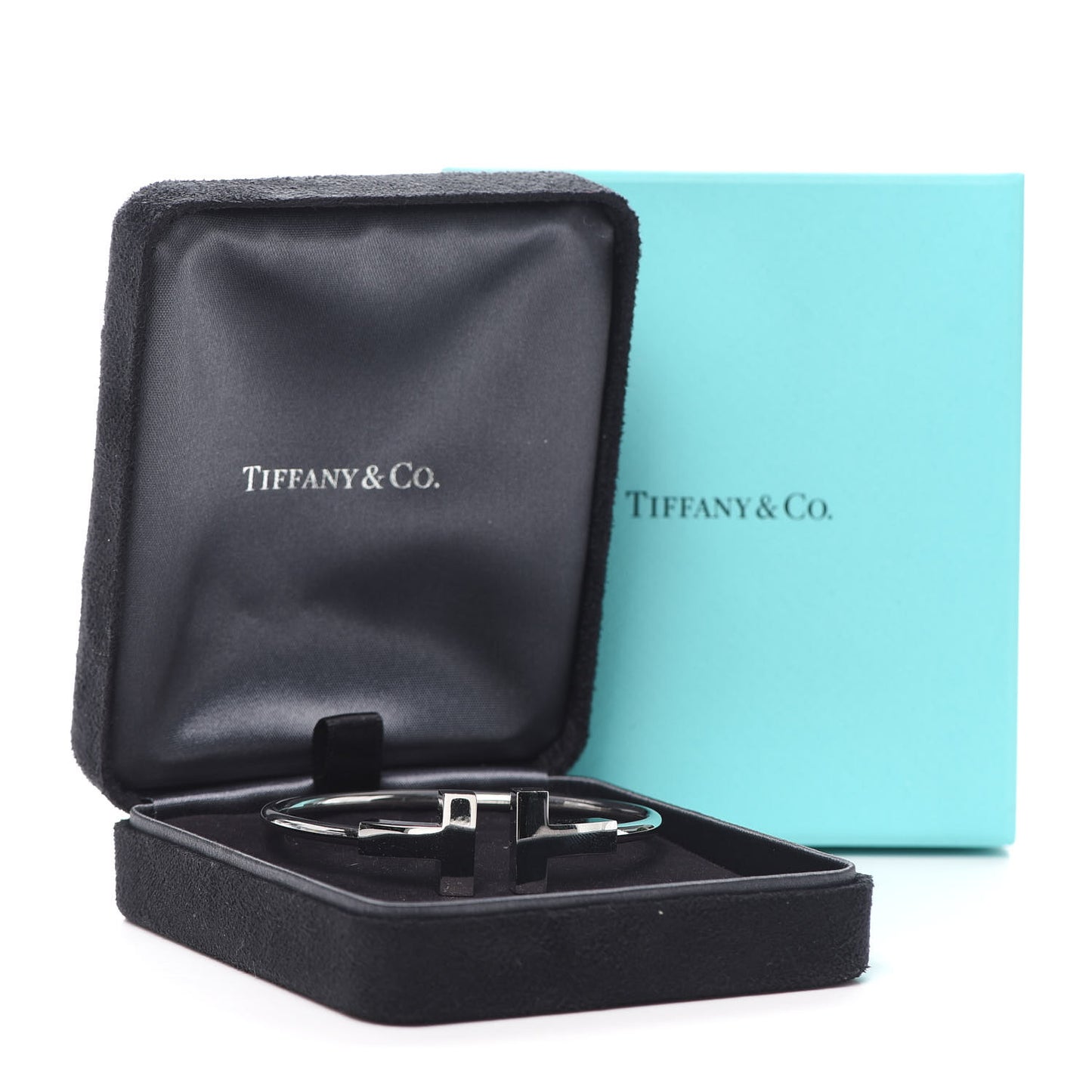 18K White Gold T Wide Wire Bracelet