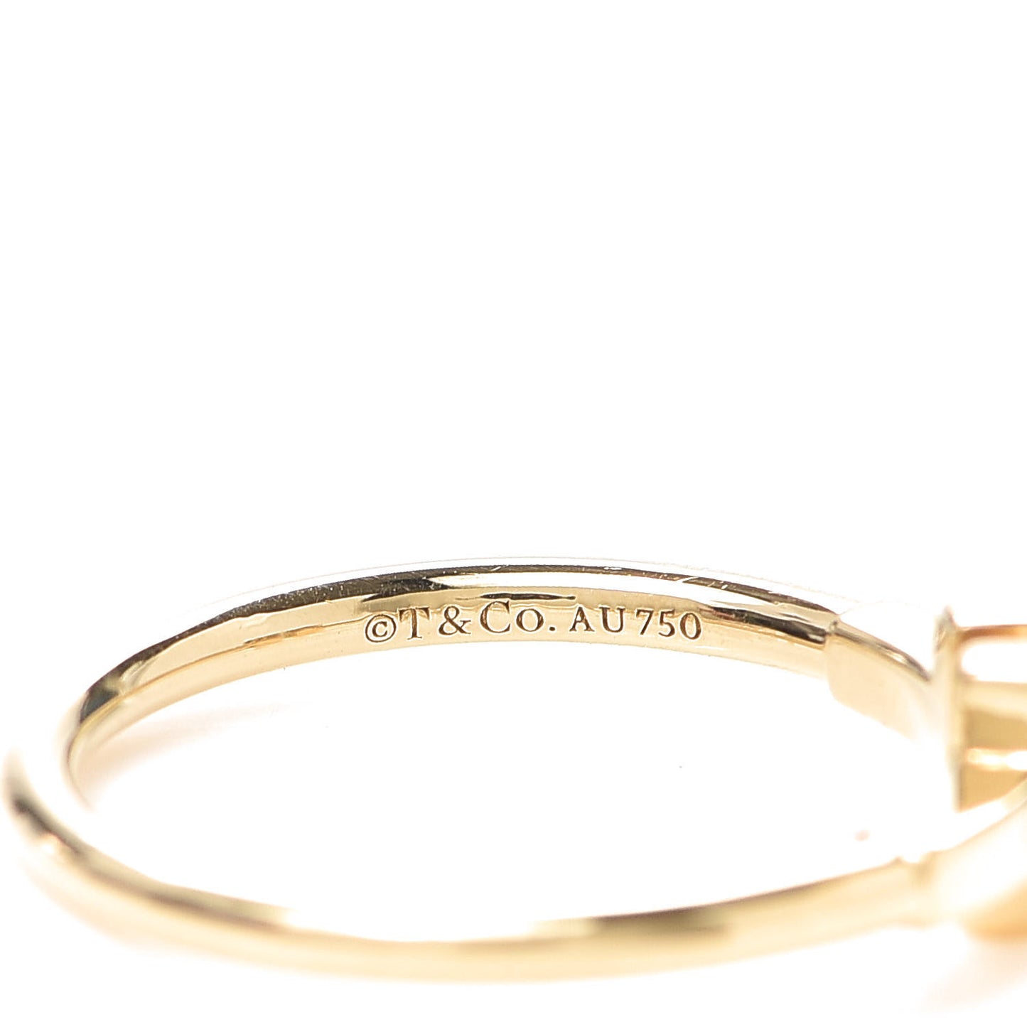 18K Yellow Gold T Wire Ring 57 8