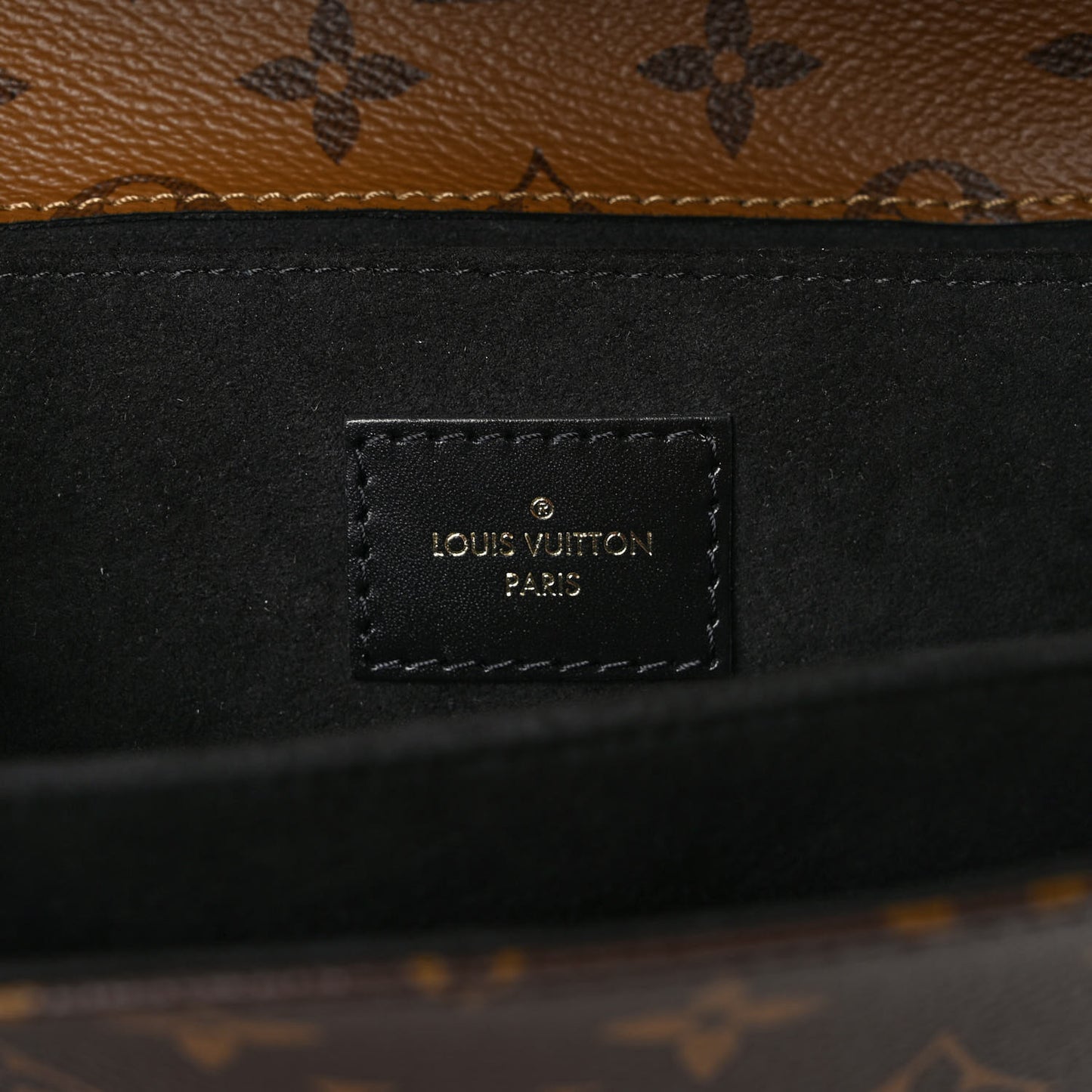 Reverse Monogram Pochette Metis