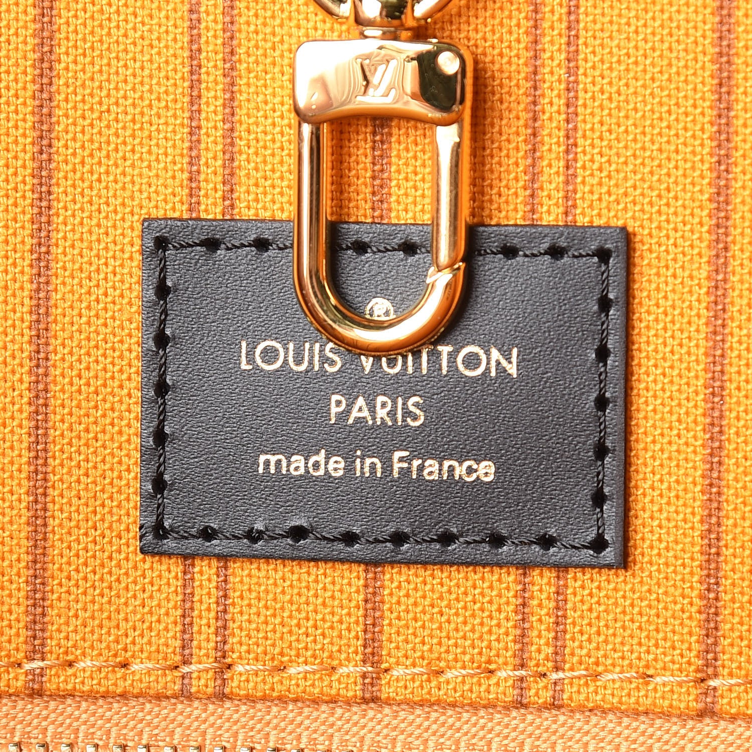 Louis Vuitton Monogram Giant Jungle Onthego GM Black 9 of 10