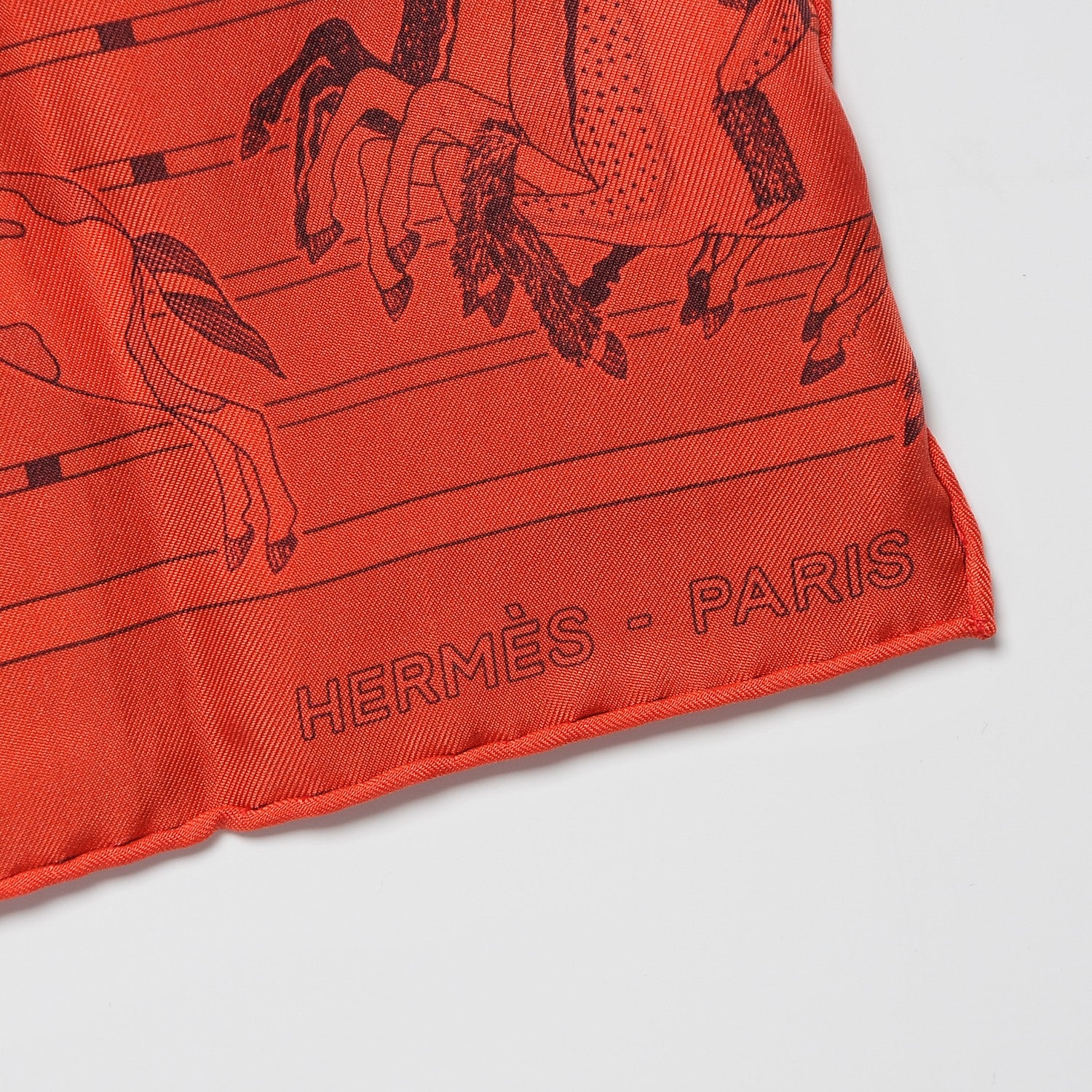 Hermes Silk Dip Dye Carre En Carres Scarf 90 Geranium Framboise Rouge 5 of 7