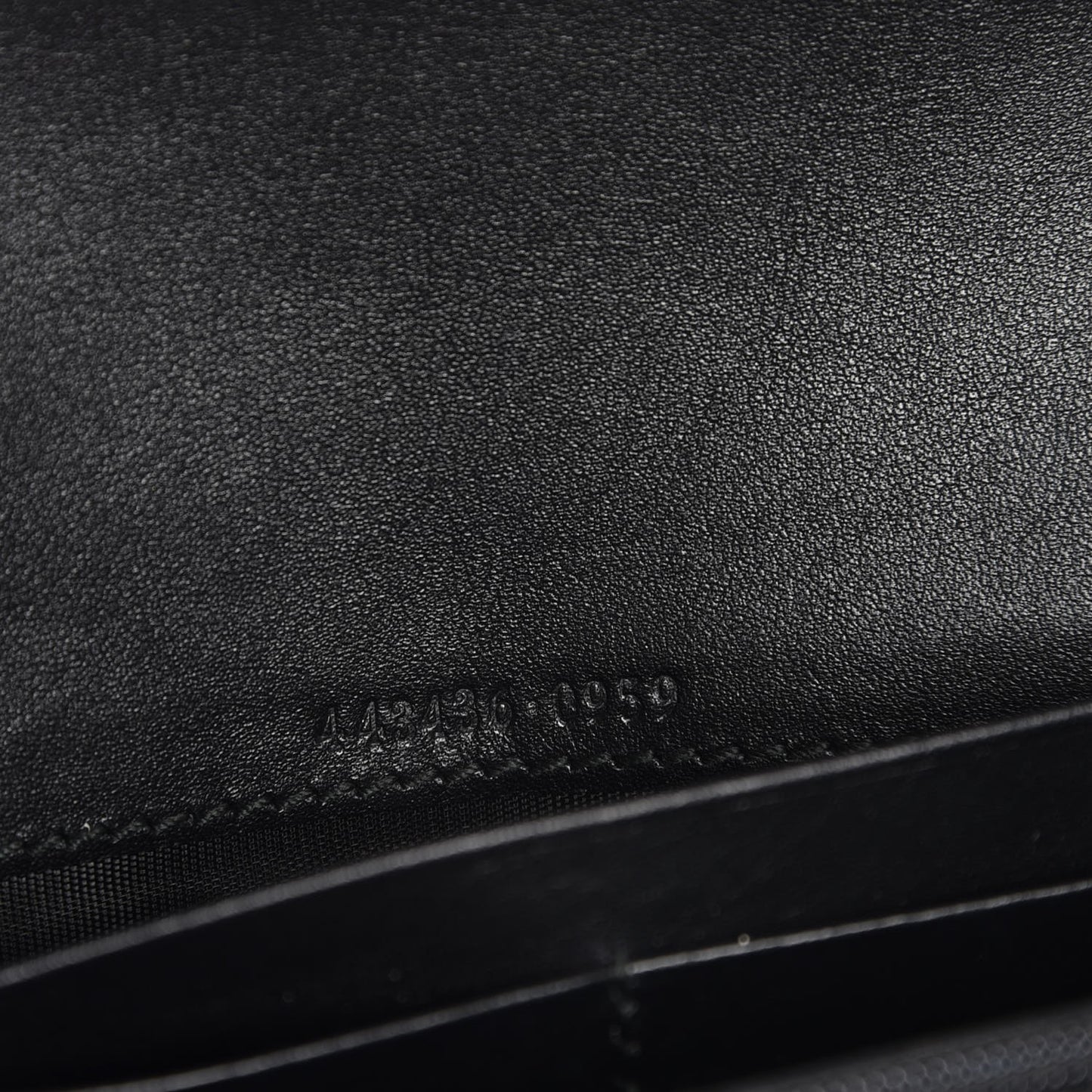 Calfskin Matelasse GG Marmont Continental Wallet Black