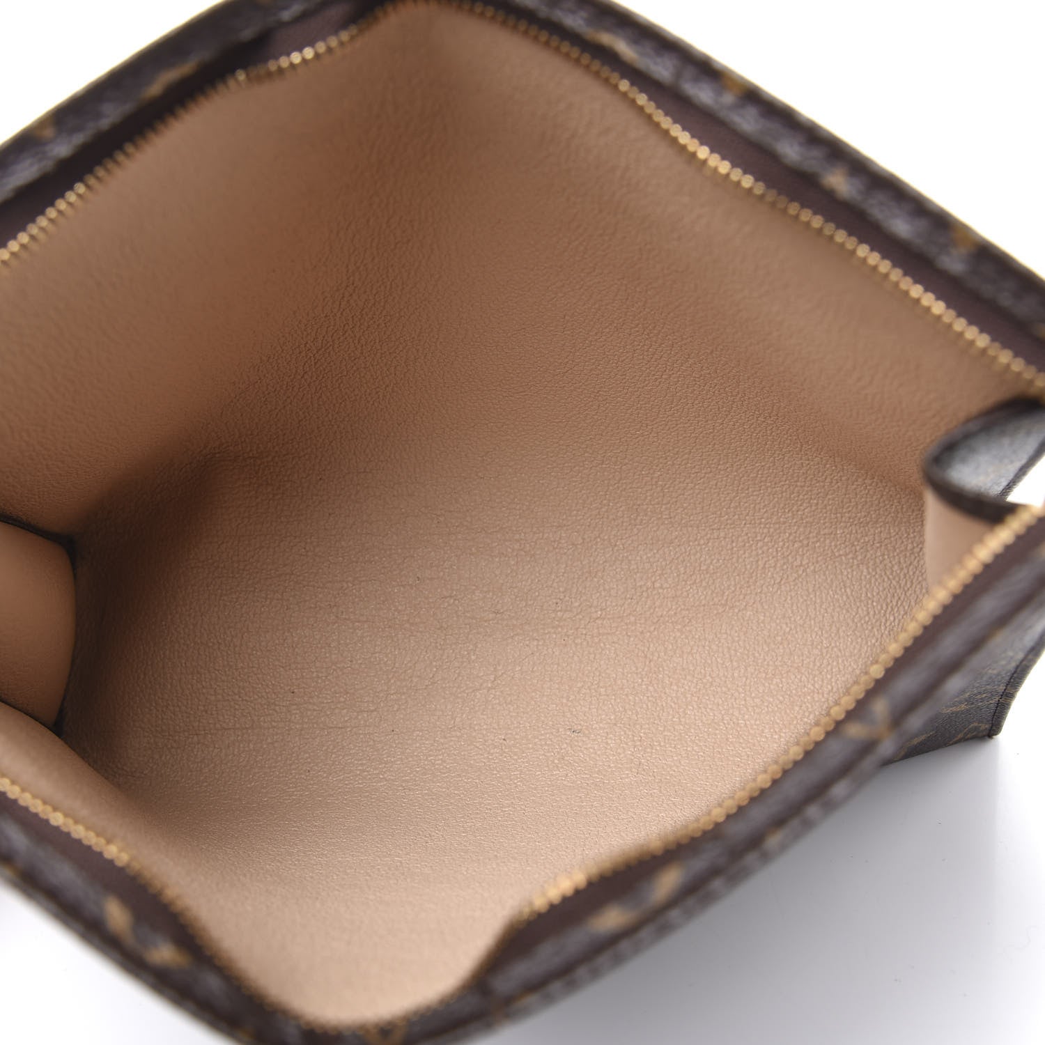 Louis Vuitton Monogram Toiletry Pouch 26 5 of 11