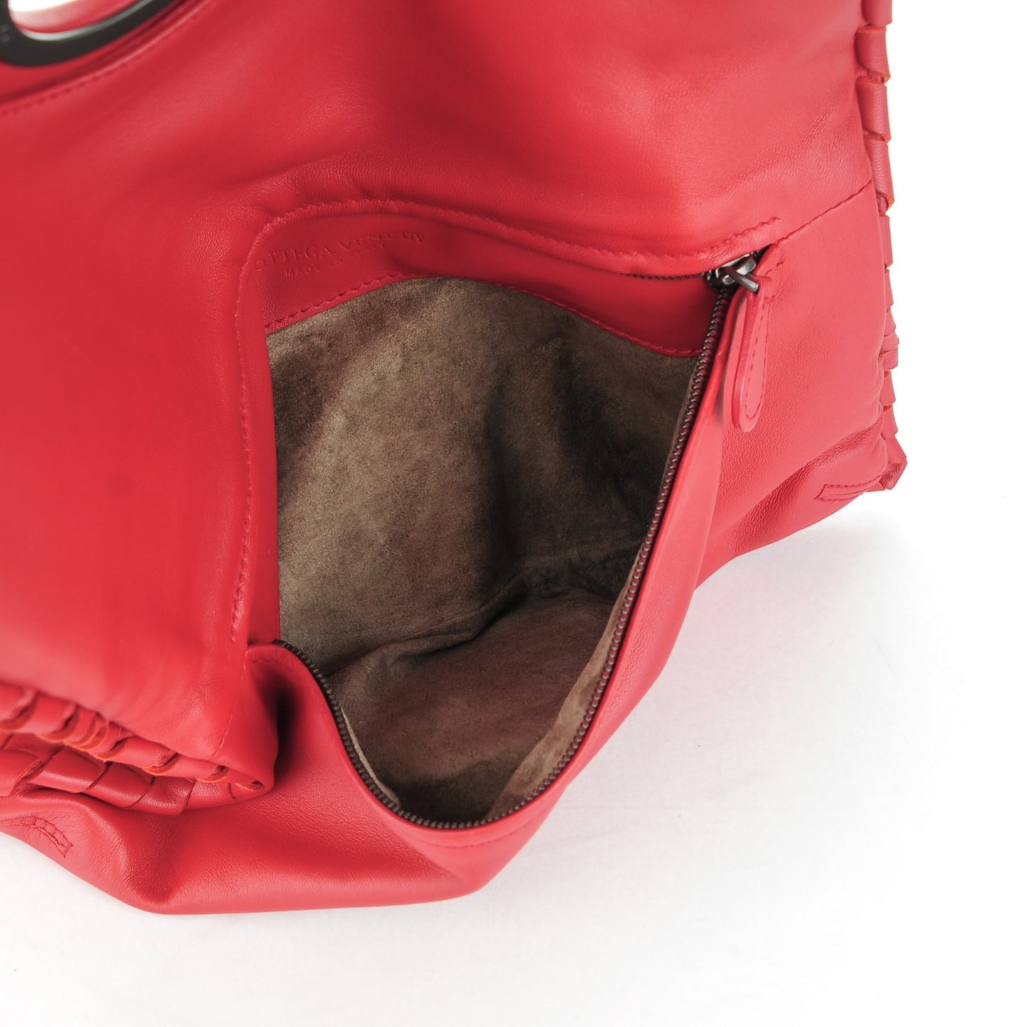 Nappa Intrecciato Turnlock Clutch Blood