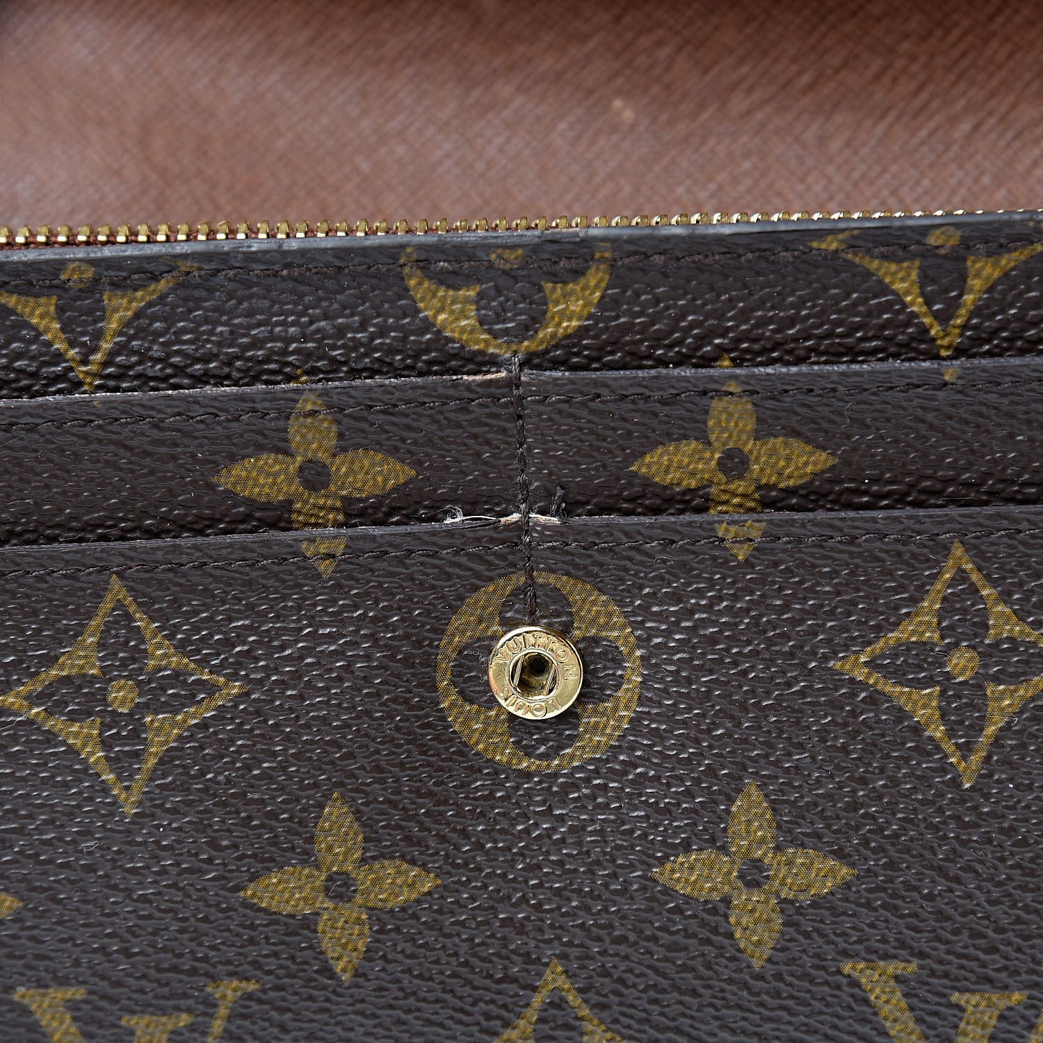 Louis Vuitton Monogram Sarah Wallet 12 of 19