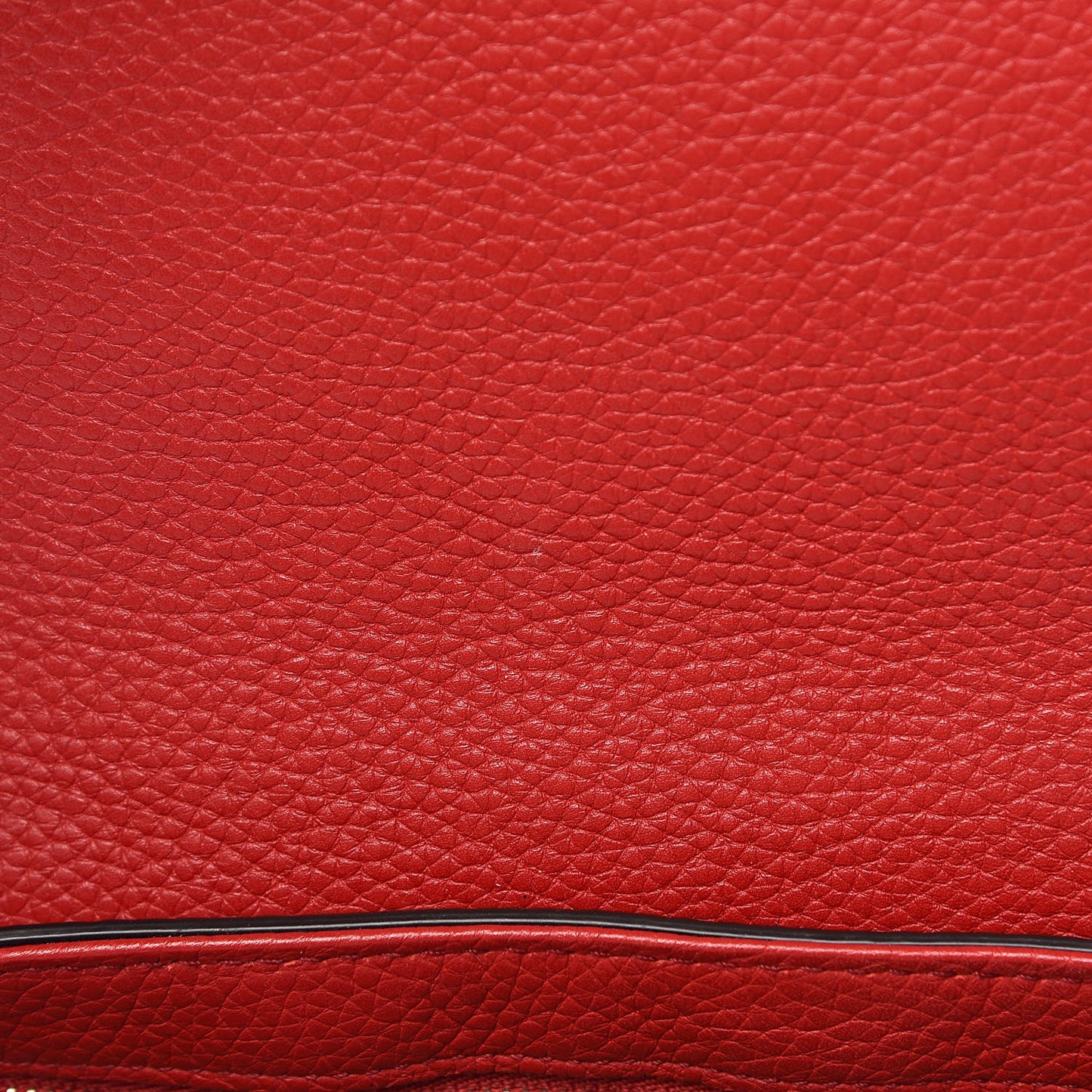 Pebbled Calfskin Medium Soho Flap Crossbody Red