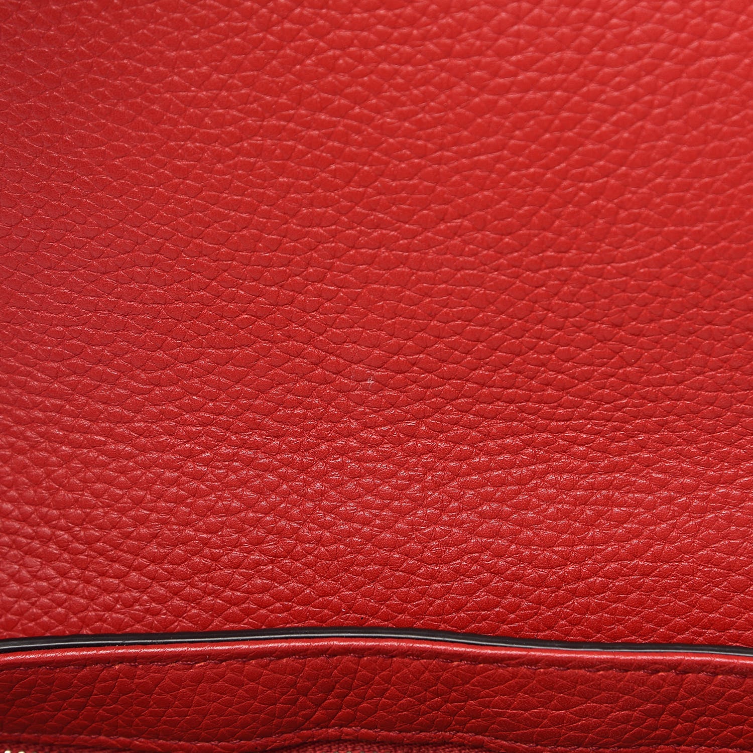 Gucci Pebbled Calfskin Medium Soho Flap Crossbody Red 9 of 13