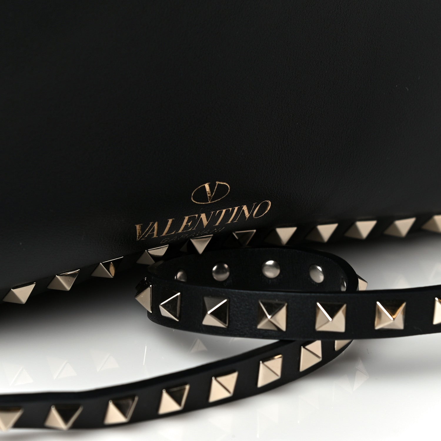 Valentino Garavani Vitello Medium Rockstud Tote Black 7 of 11