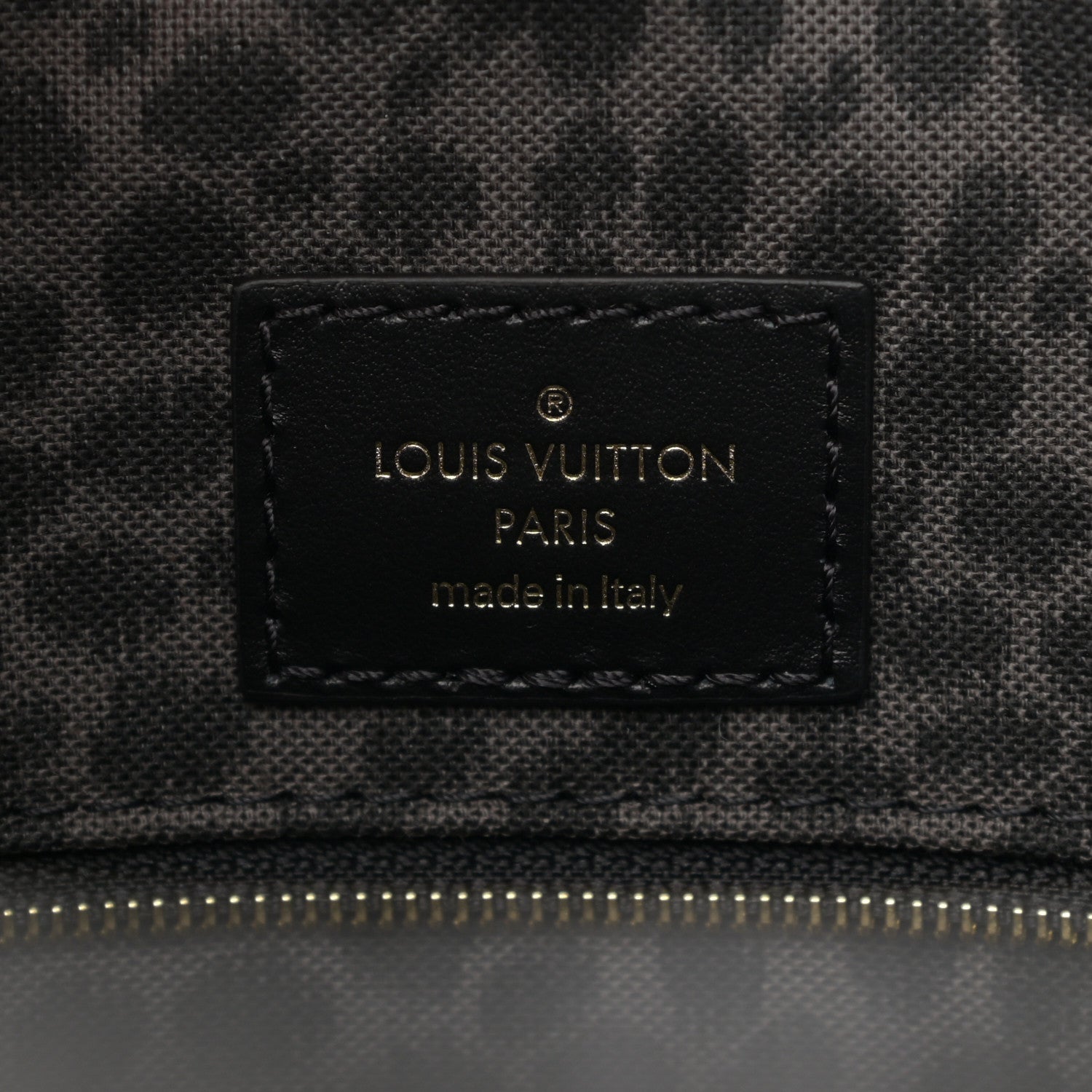 Louis Vuitton Monogram Giant Wild At Heart Onthego GM Black 6 of 10
