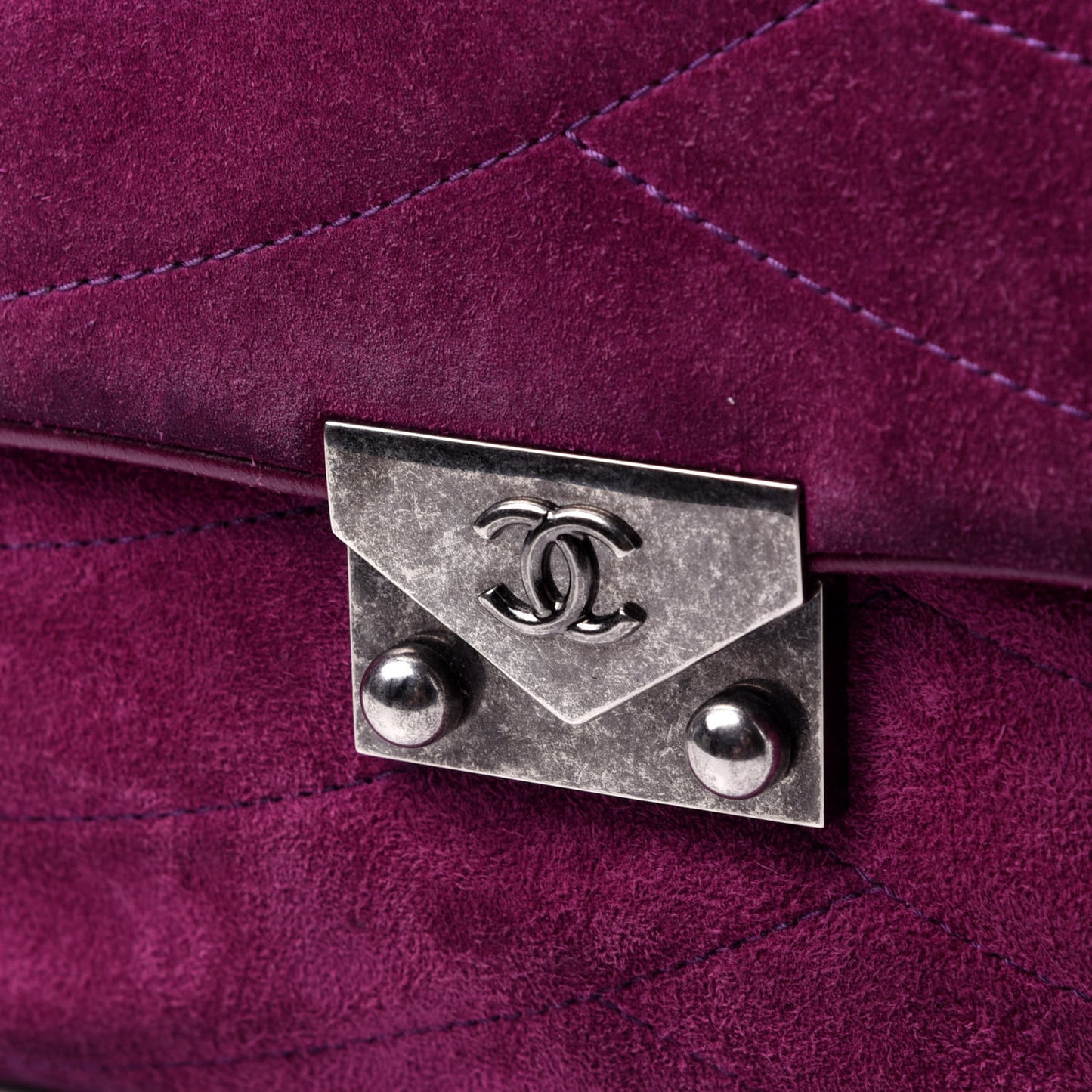Suede Lambskin Scallop Quilted Medium Pagoda Flap Purple