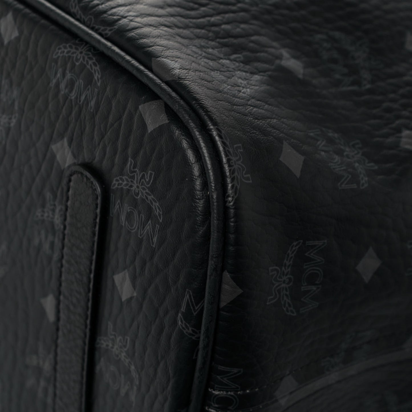 Visetos Medium Liz Reversible Shopper Tote Black