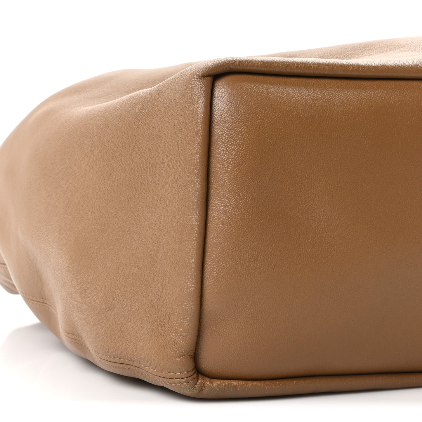 Mellow Nappa Medium Squeeze Bag Oak
