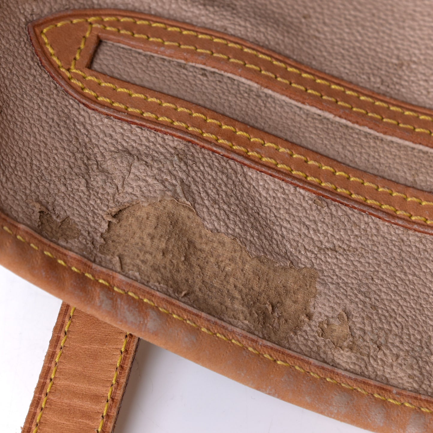 Monogram Bucket 27