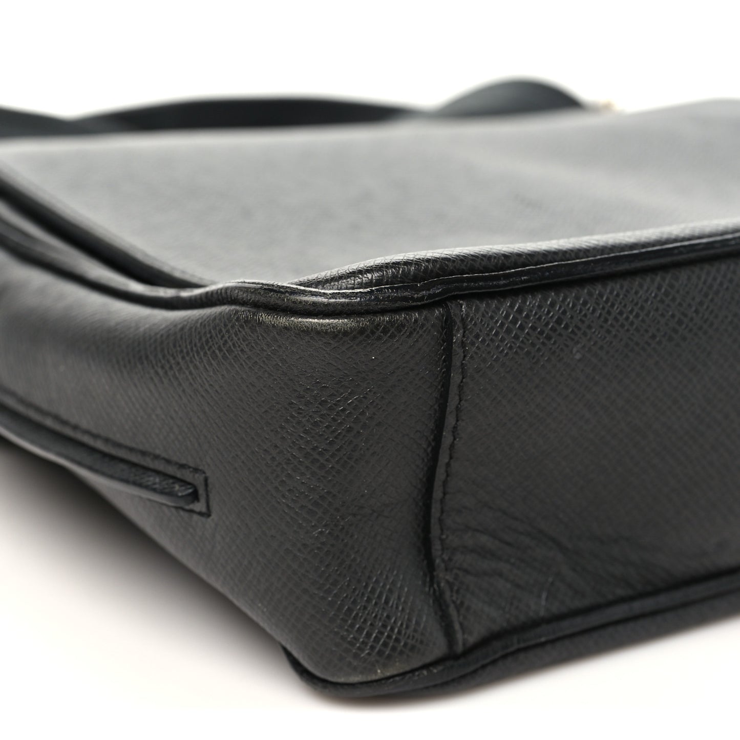 Taiga Roman PM Messenger Black