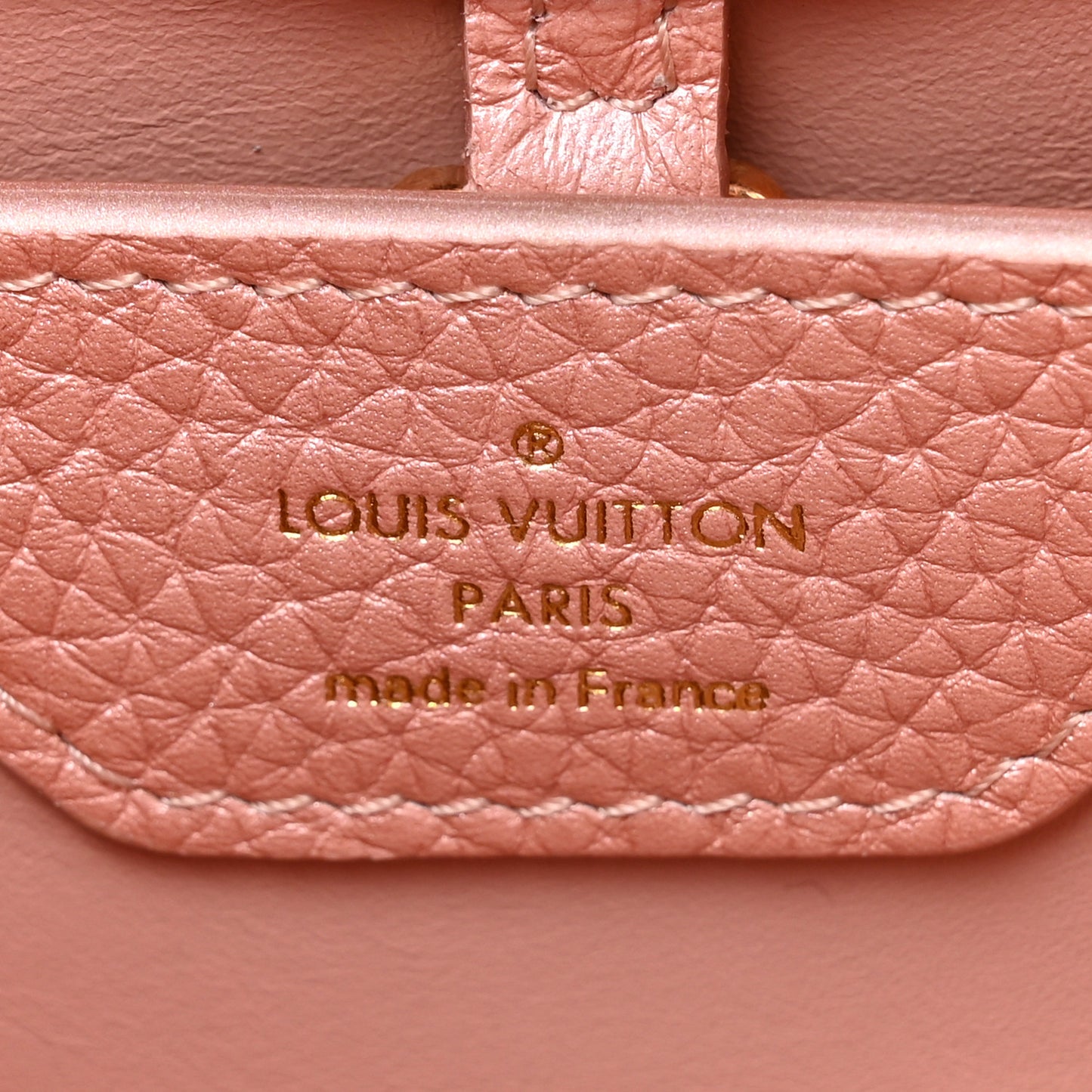 Metallic Taurillon Capucines BB Pearly Pink