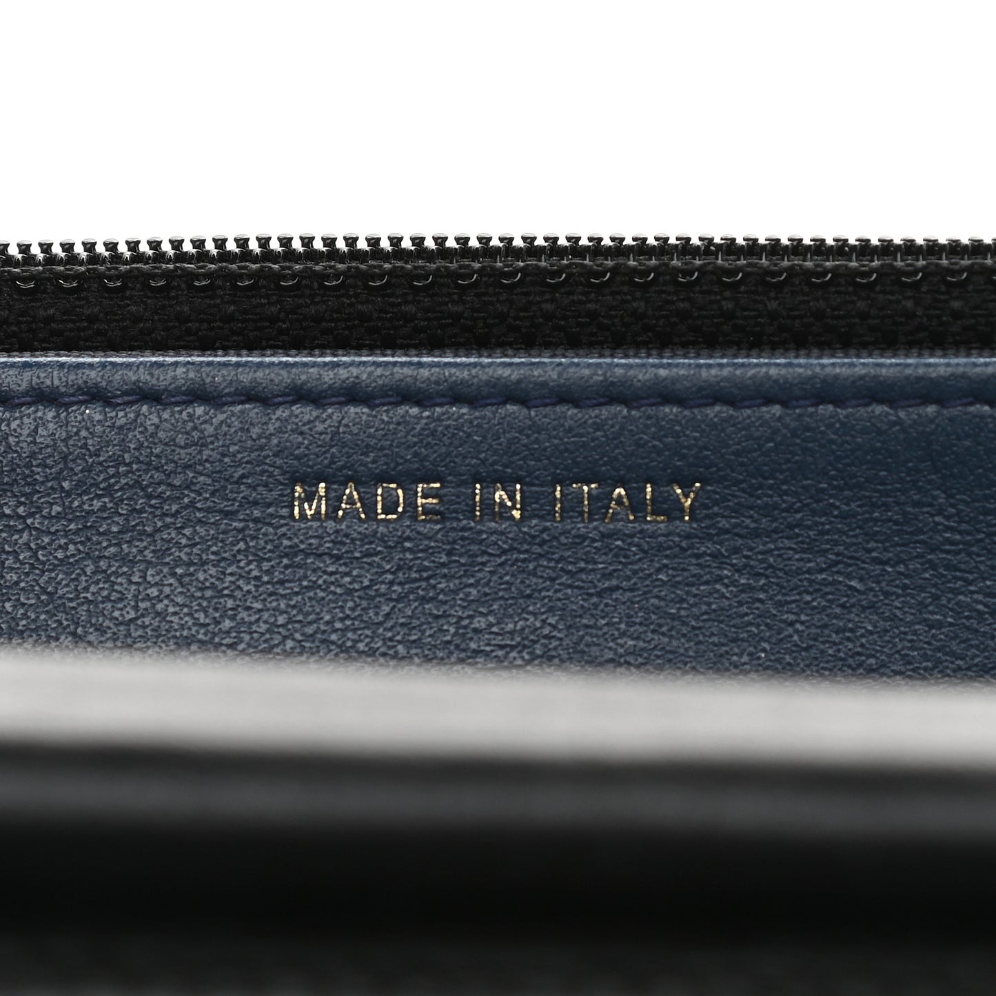 Patent Quilted Wallet On Chain WOC Black